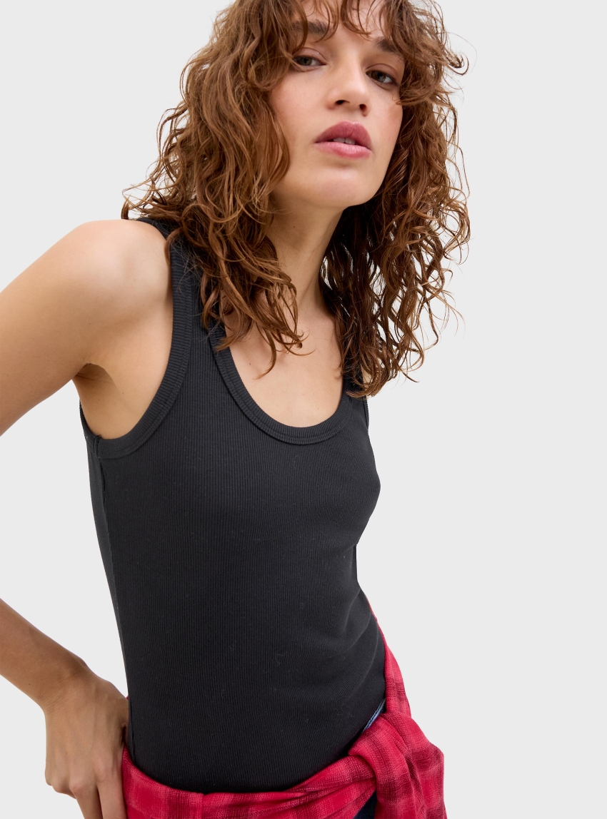 JJXX Frida U-Neck Top - Black