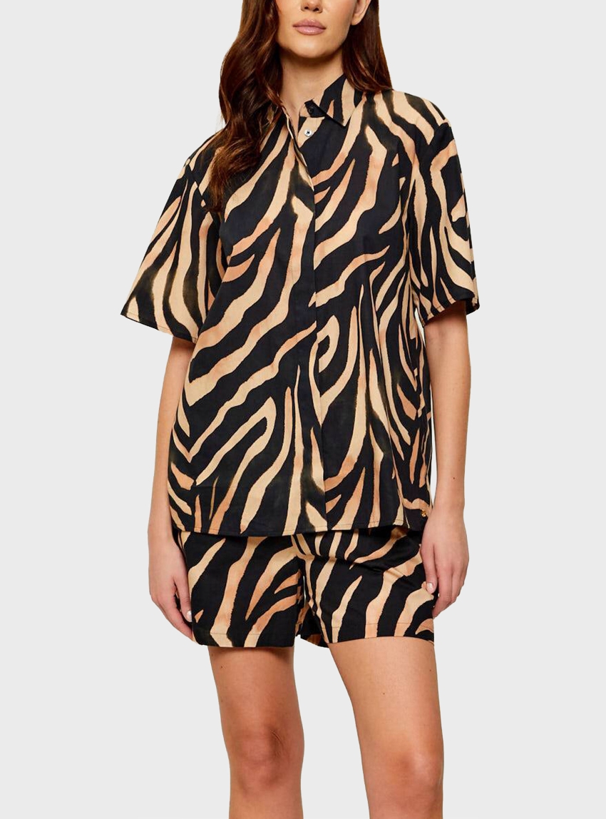 HUGO Relaxed-Fit Shorts Haslala-1 - Animal Print
