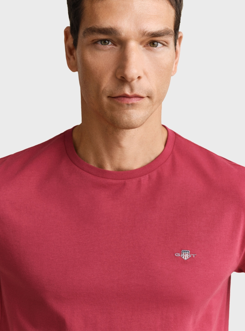Gant Regular Fit Shield T-Shirt - Red