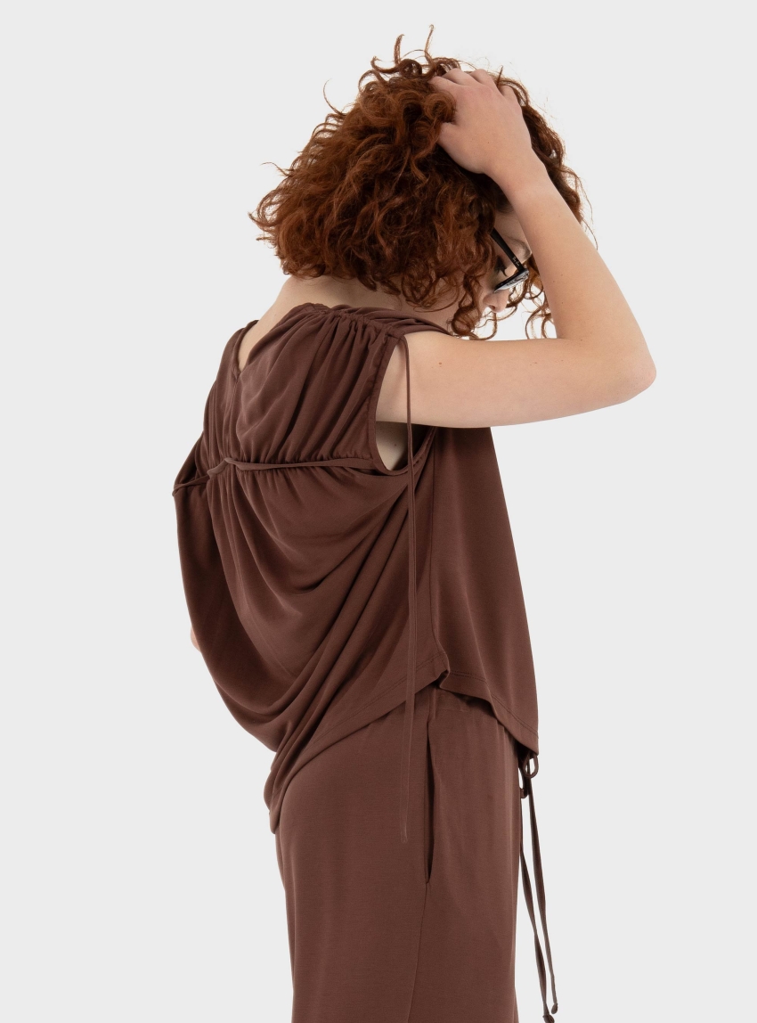 Black & Black Top - Brown