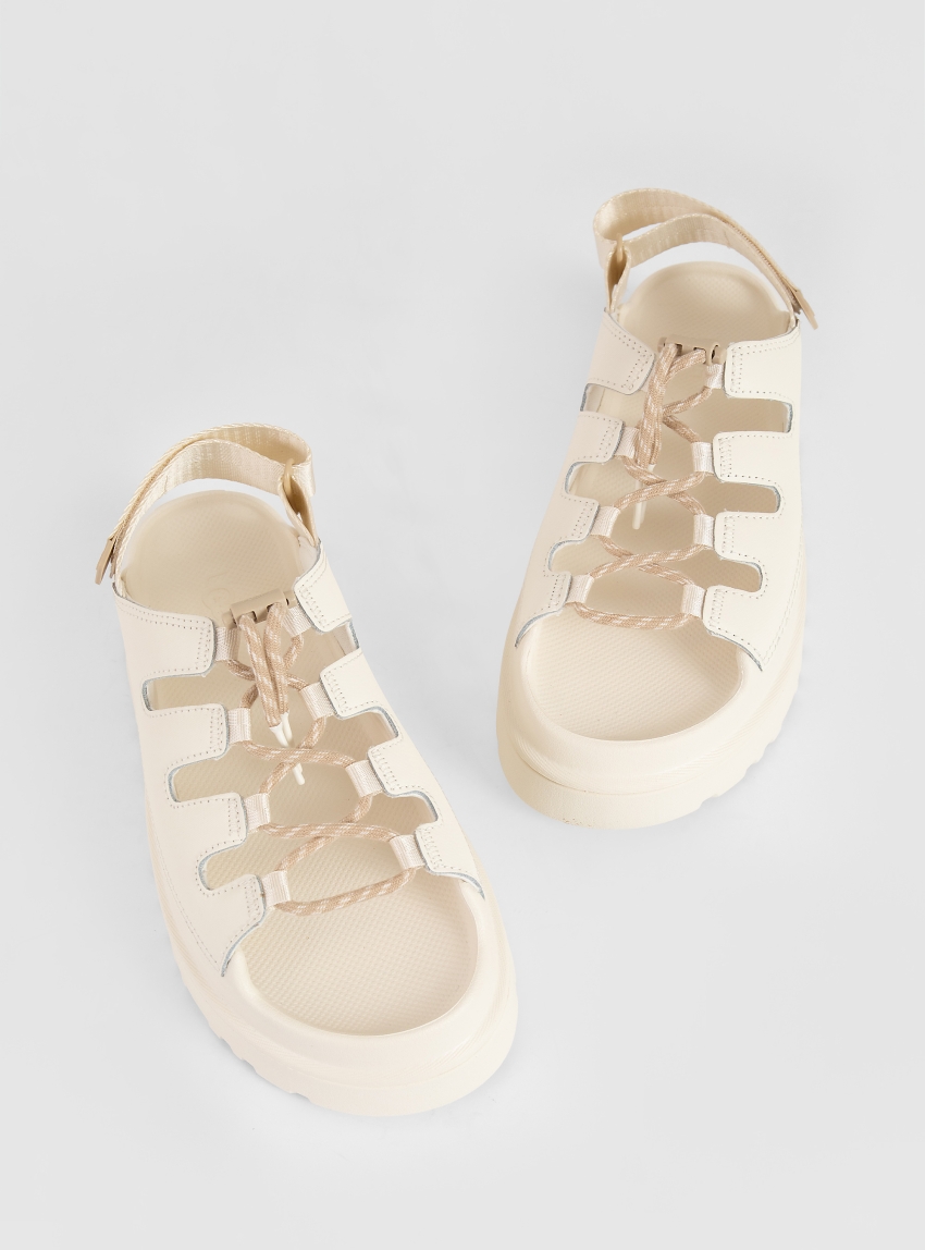 UGG GoldenGlow Toggle - Ecru