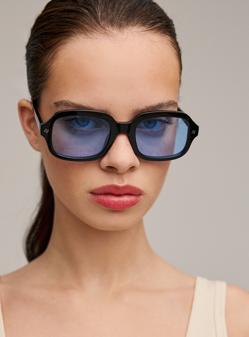 AV Ace Sunglasses - Black