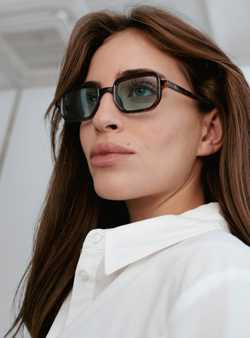 AV Kaia Sunglasses - Brown