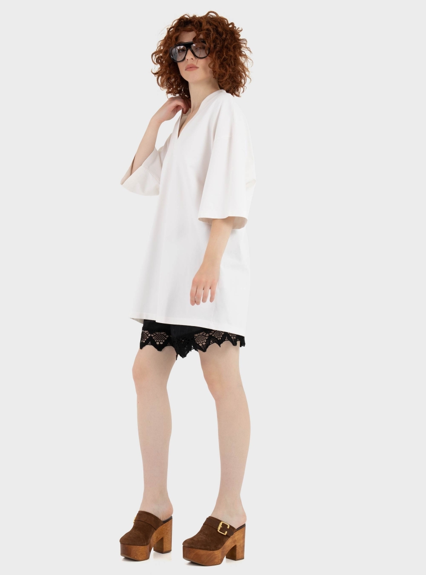 Philia Loft V-Neck Oversized T-Shirt - Natural