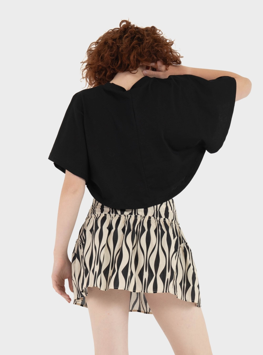 Four Minds Cropped T-Shirt - Black