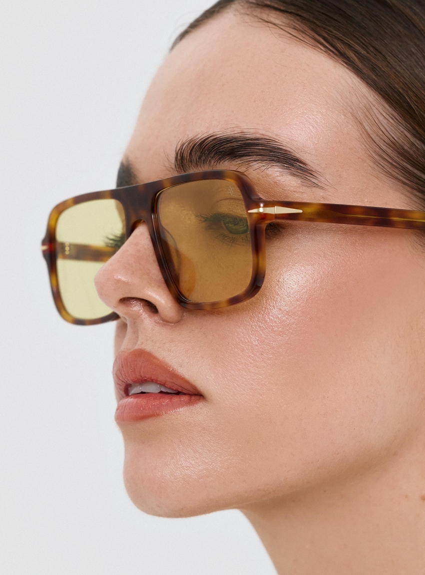 AV Solaris Sunglasses - Light Brown