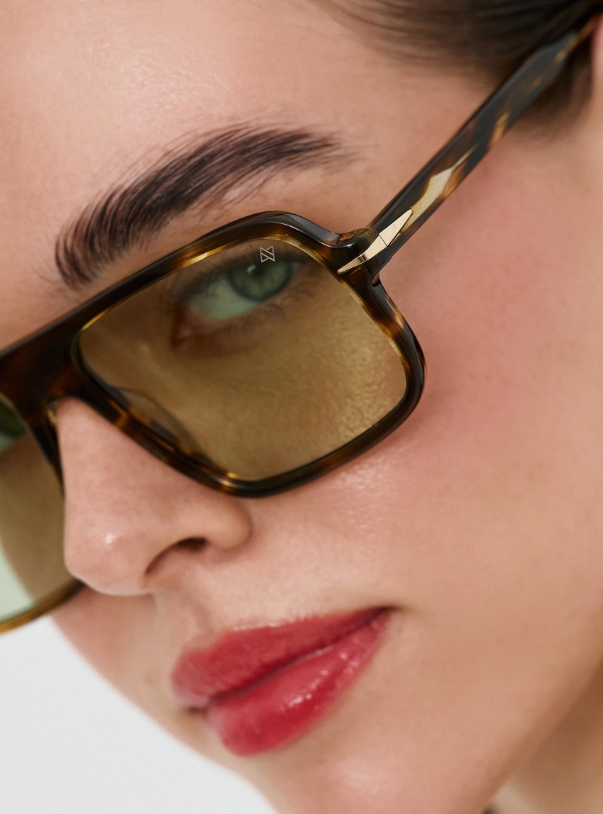 AV Solaris Sunglasses - Green