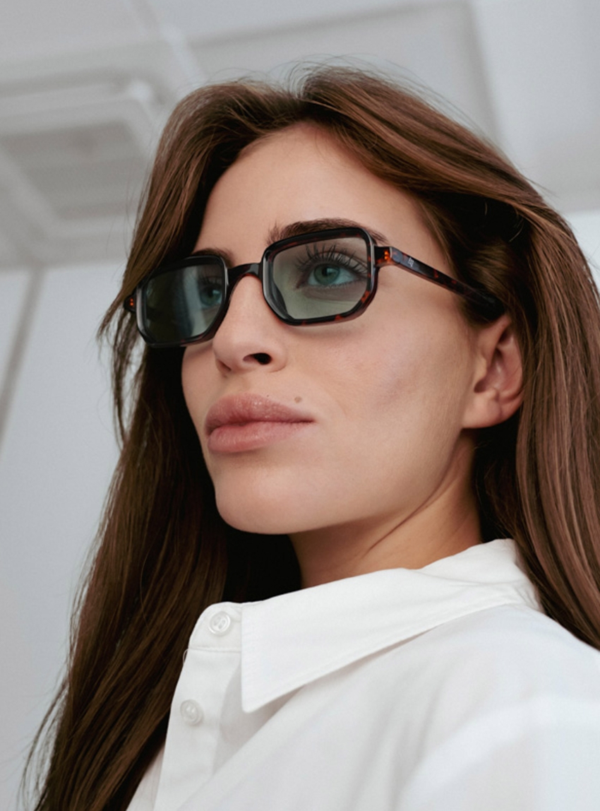 AV Kaia Sunglasses - Green