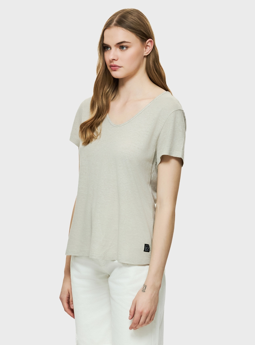 Dirty Laundry V-Neck Linen Blend T-Shirt - Sand