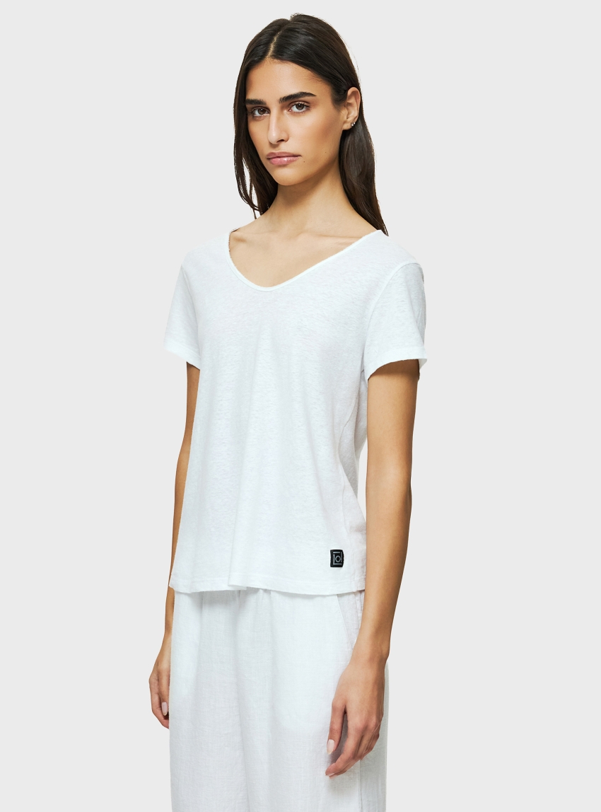 Dirty Laundry V-Neck Linen Blend T-Shirt - White