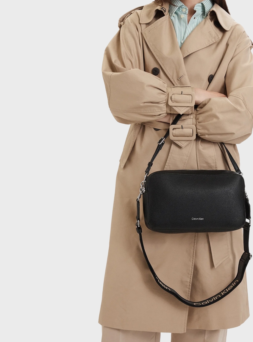 Calvin Klein 2 Strap Logo Crossbody Camera Bag - Black