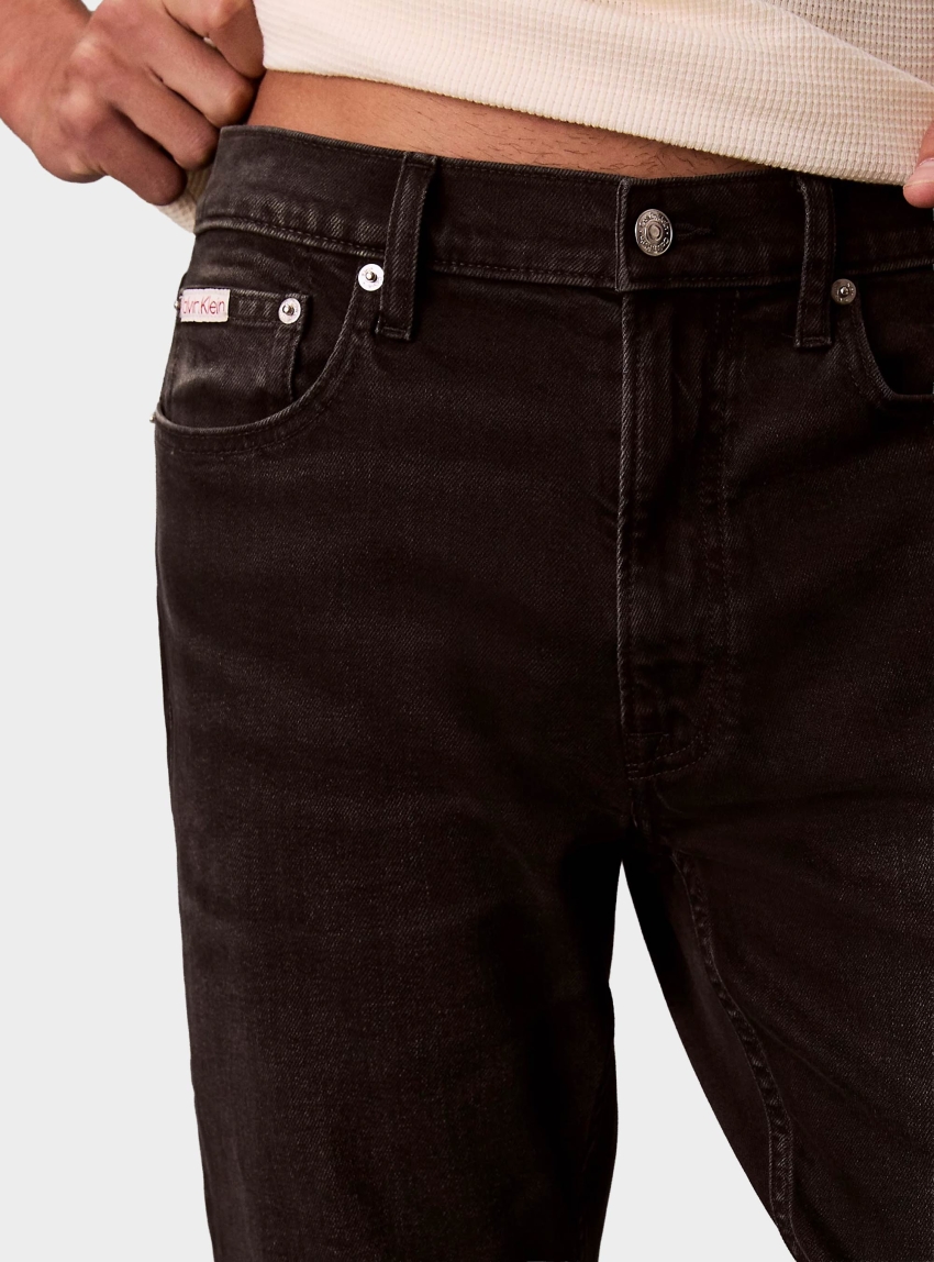 Calvin Klein Classic Tapered Jeans - Black Denim