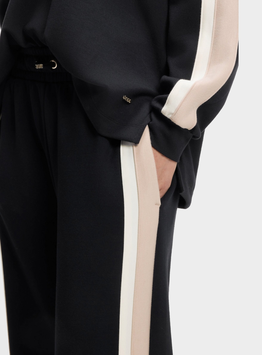 BOSS Tracksuit Bottoms With Contrast-Stripe Side Seams  TONE_Pants - Black