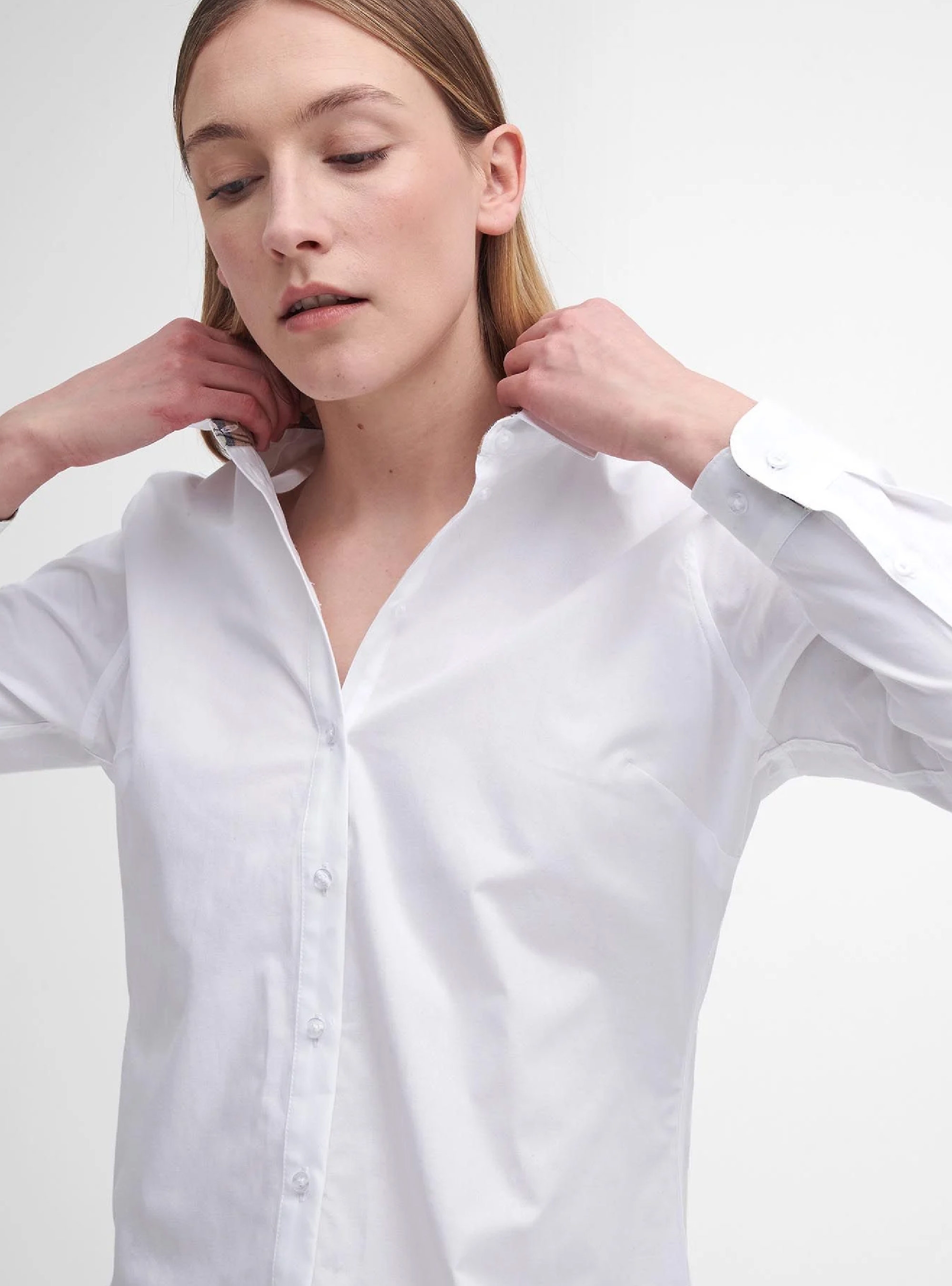 Barbour Derwent Regular Long-Sleeved Oxford Shirt - White