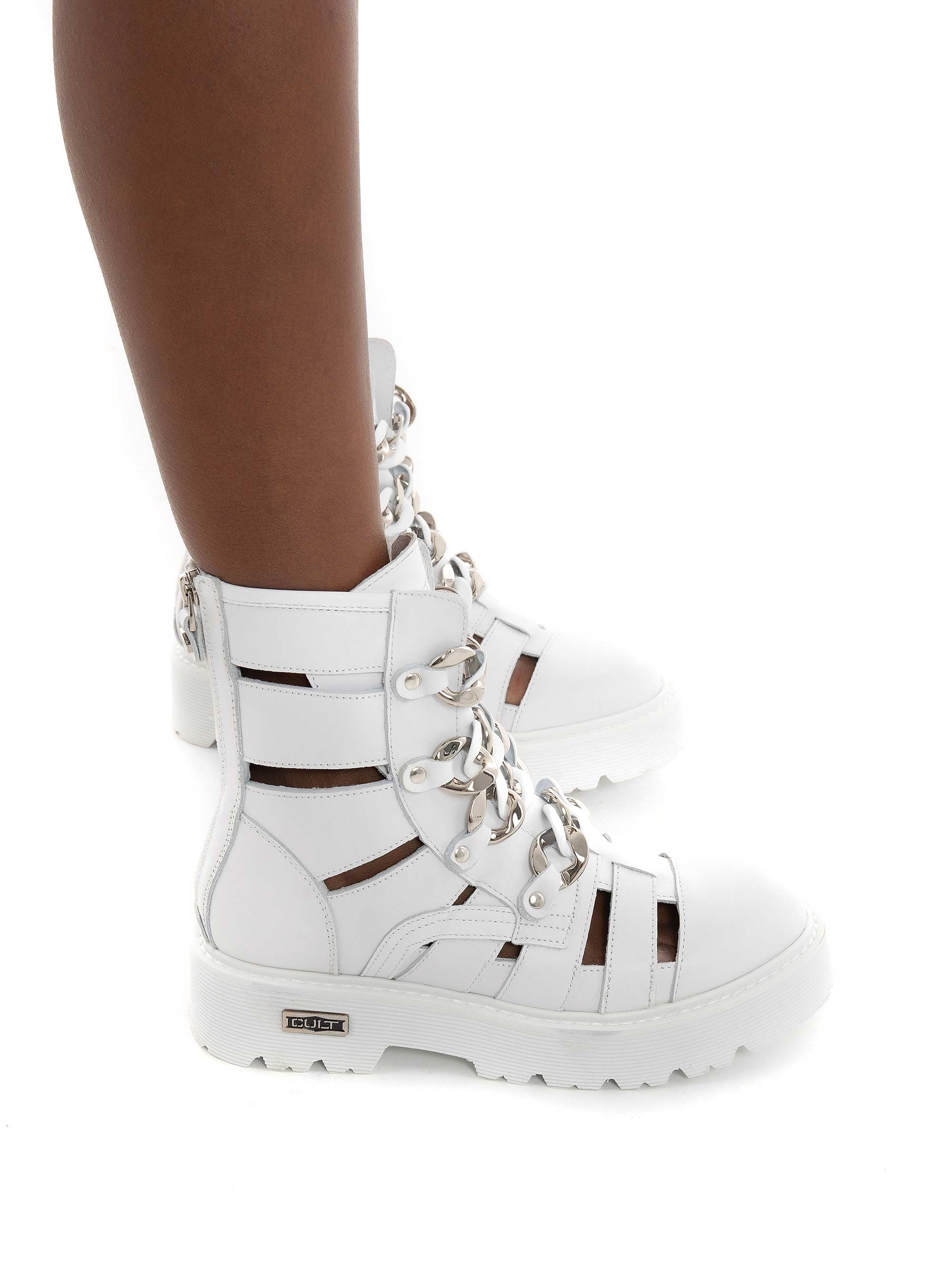 Cult Cut Out Boots Slash 3406 - White