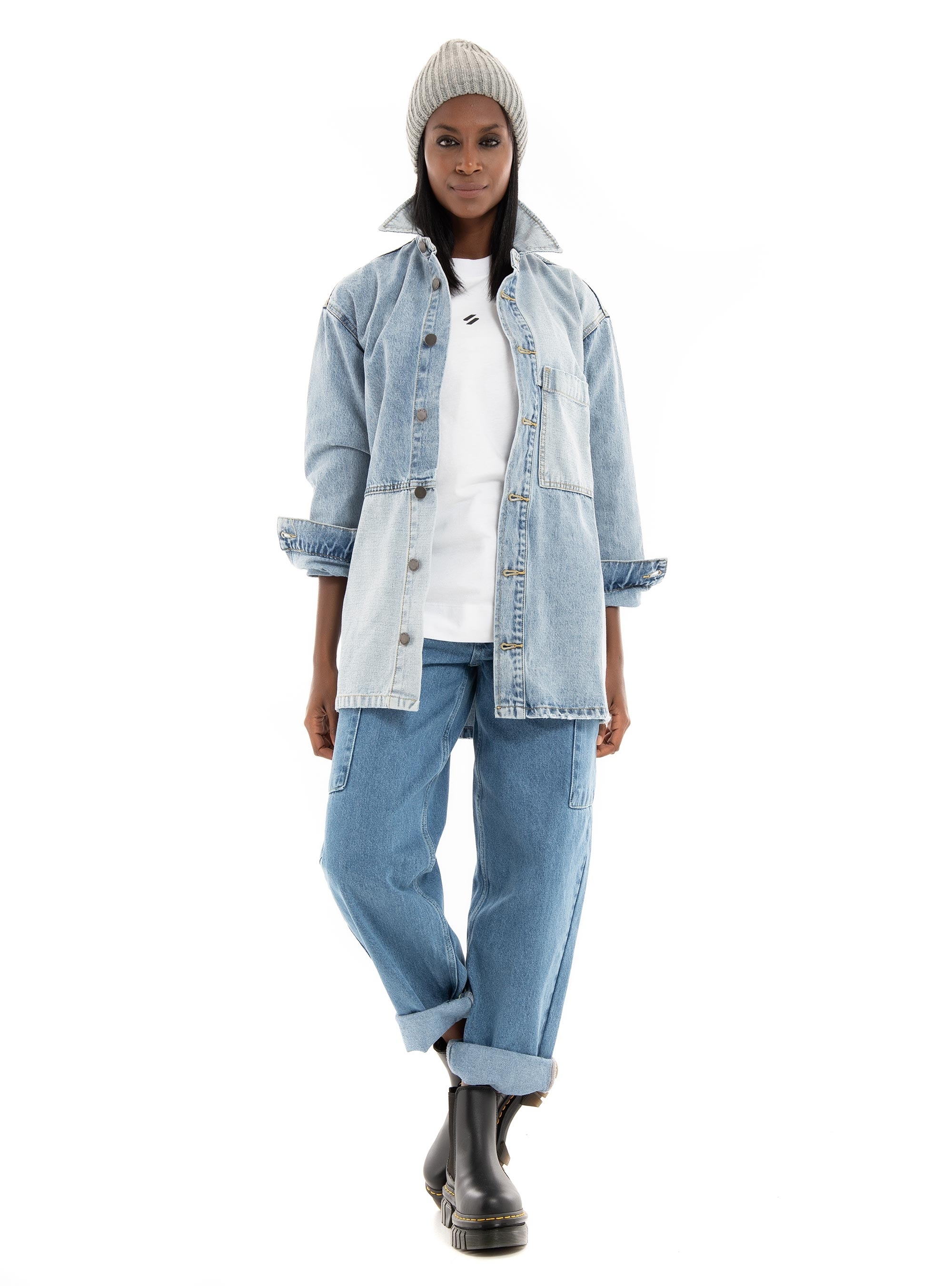 Something New Reese Mid Rise Cargo Jeans - Medium Aged Denim