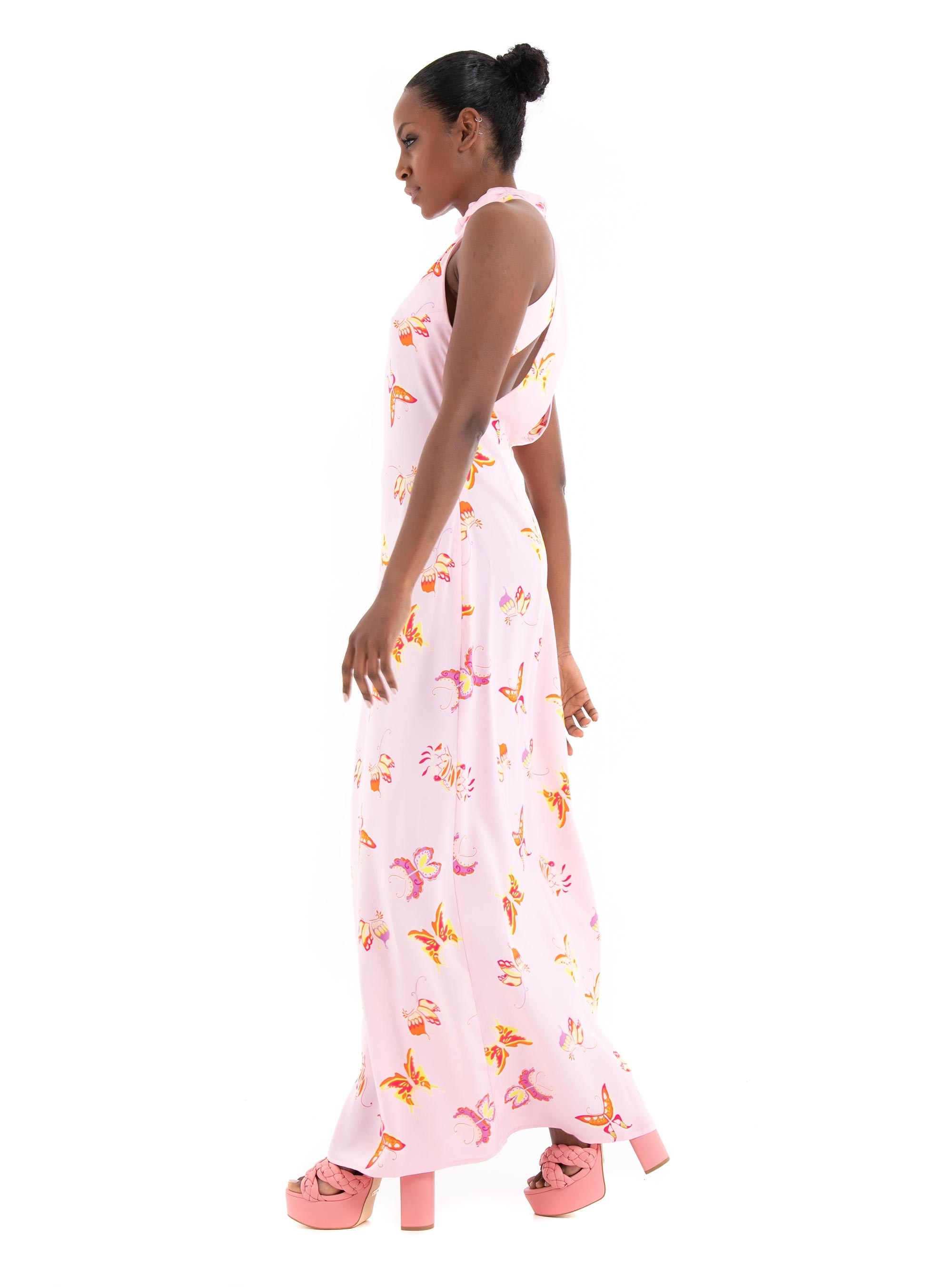 Somethingnew Buffy Halter Open Back Maxi Dress - Light Pink