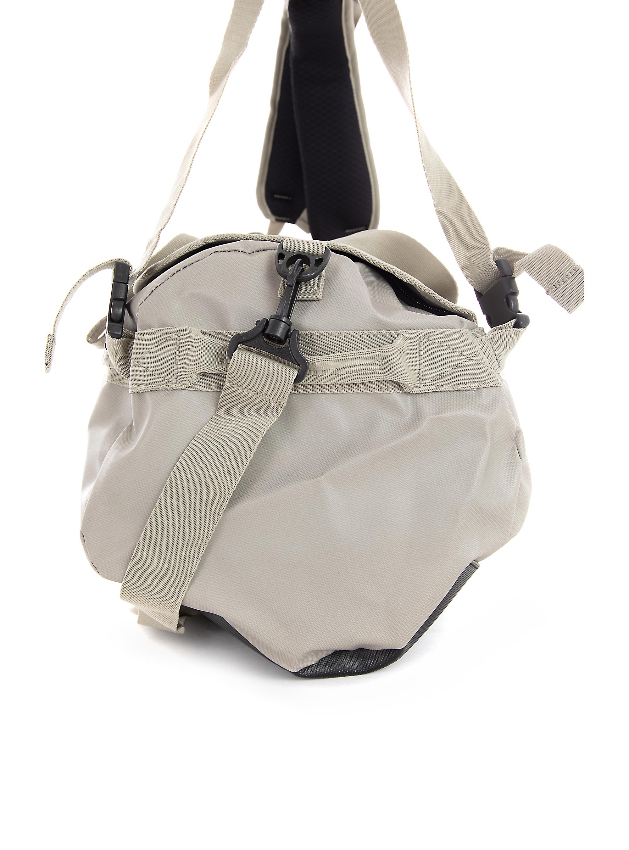Superdry Tarp Barrel Bag - Beige