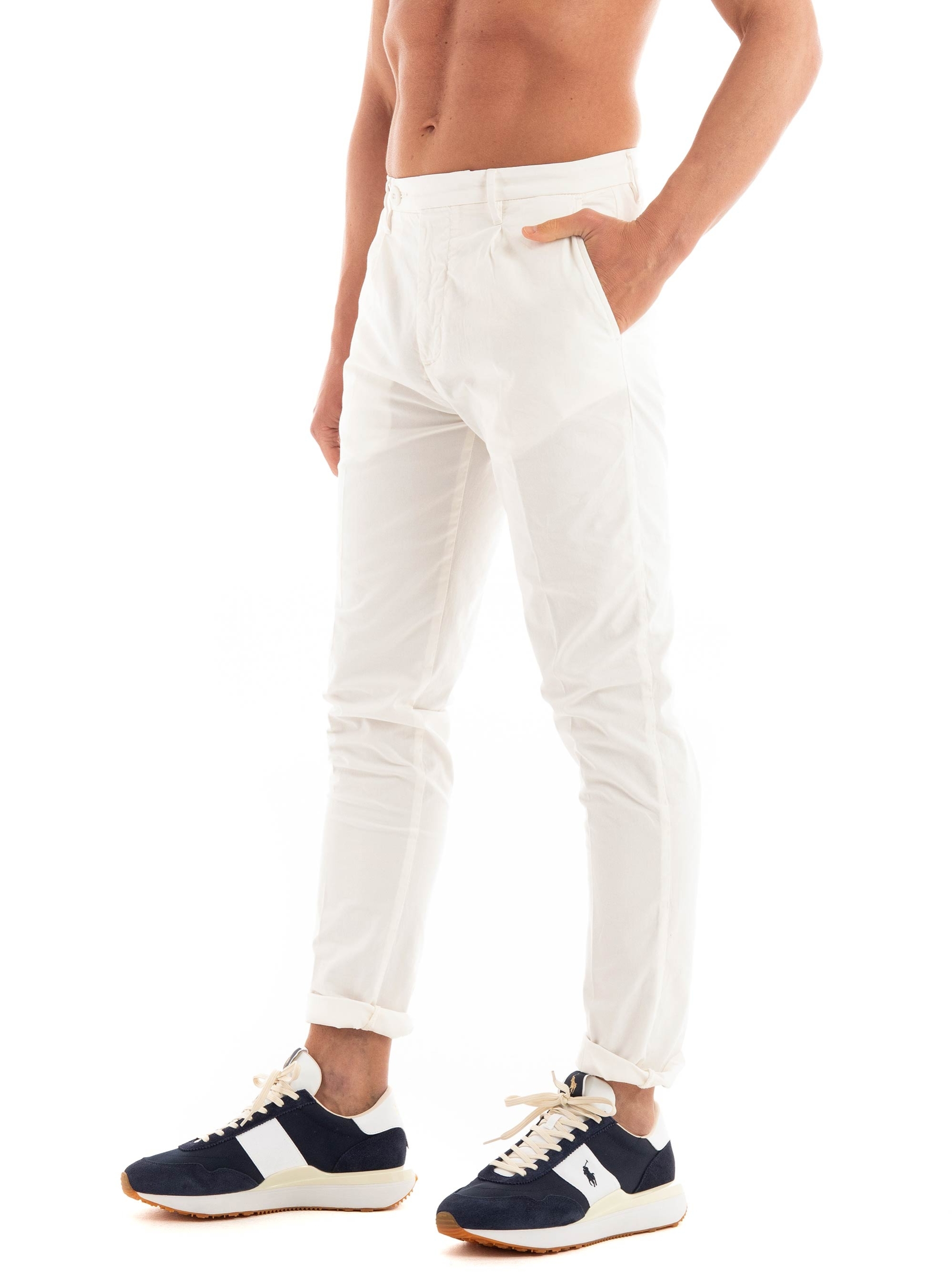 Guess Noah Mid Rise Slim Fit Chino Pants - White