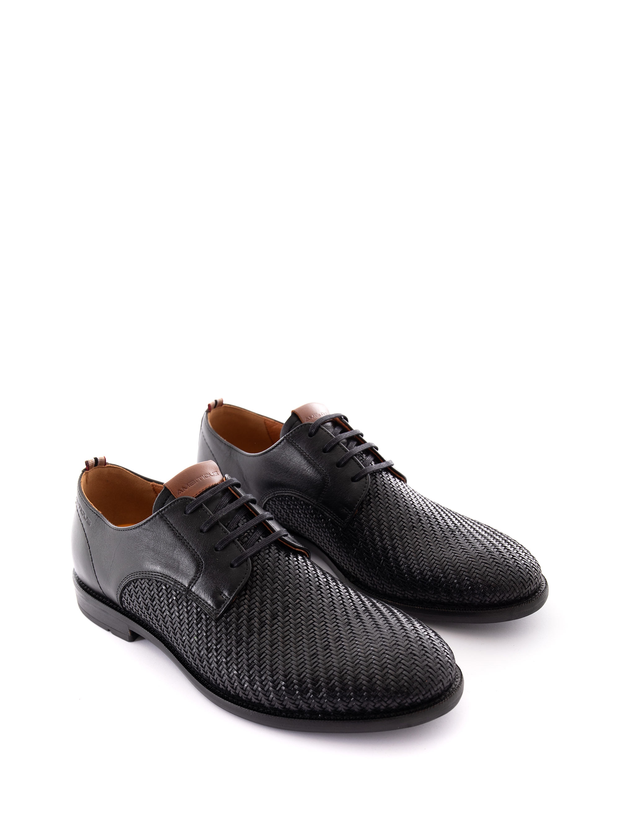 Ambitious Devon Shoes - Black