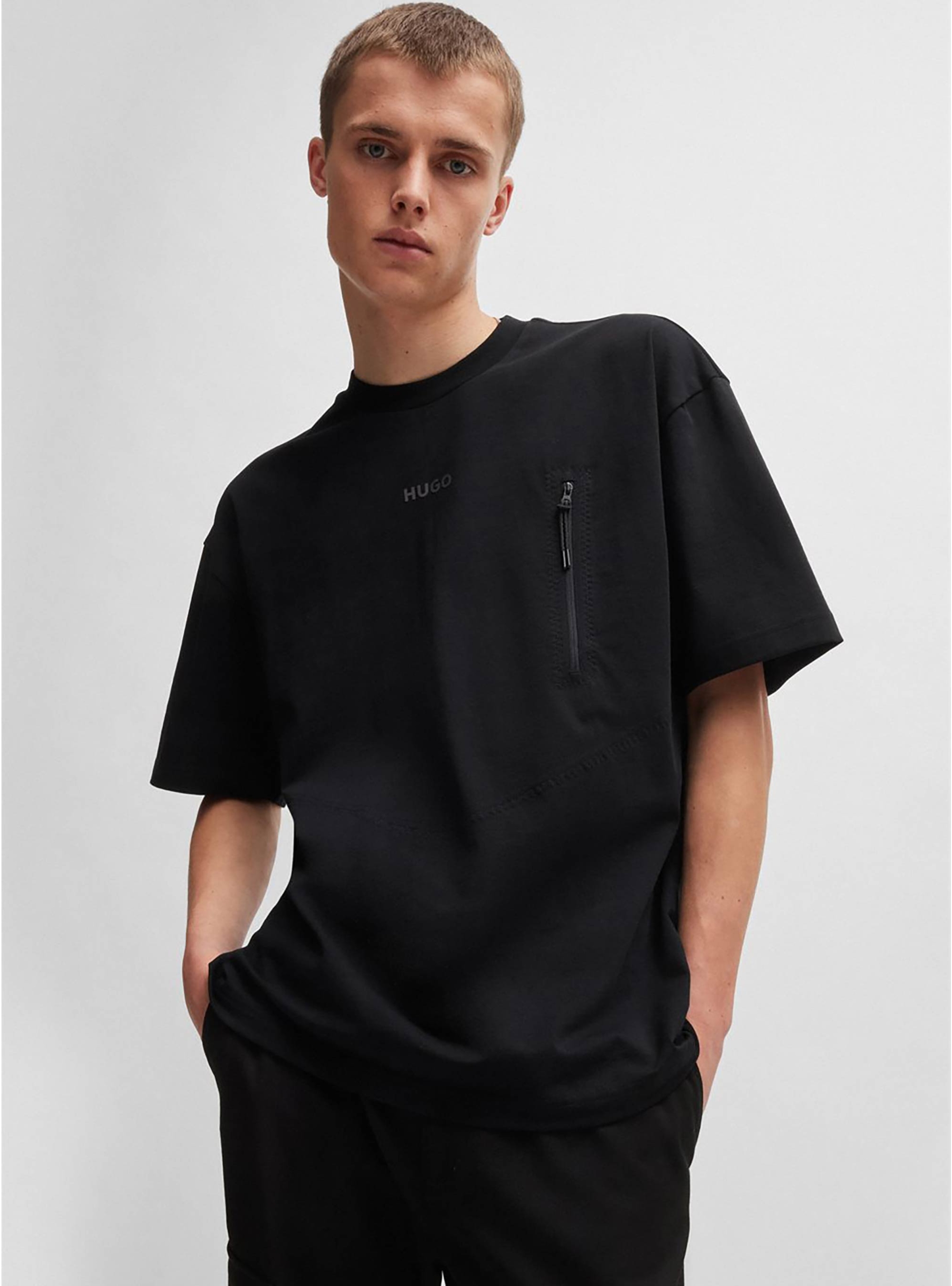 HUGO Oversized Fit T-Shirt Doforesto - Black