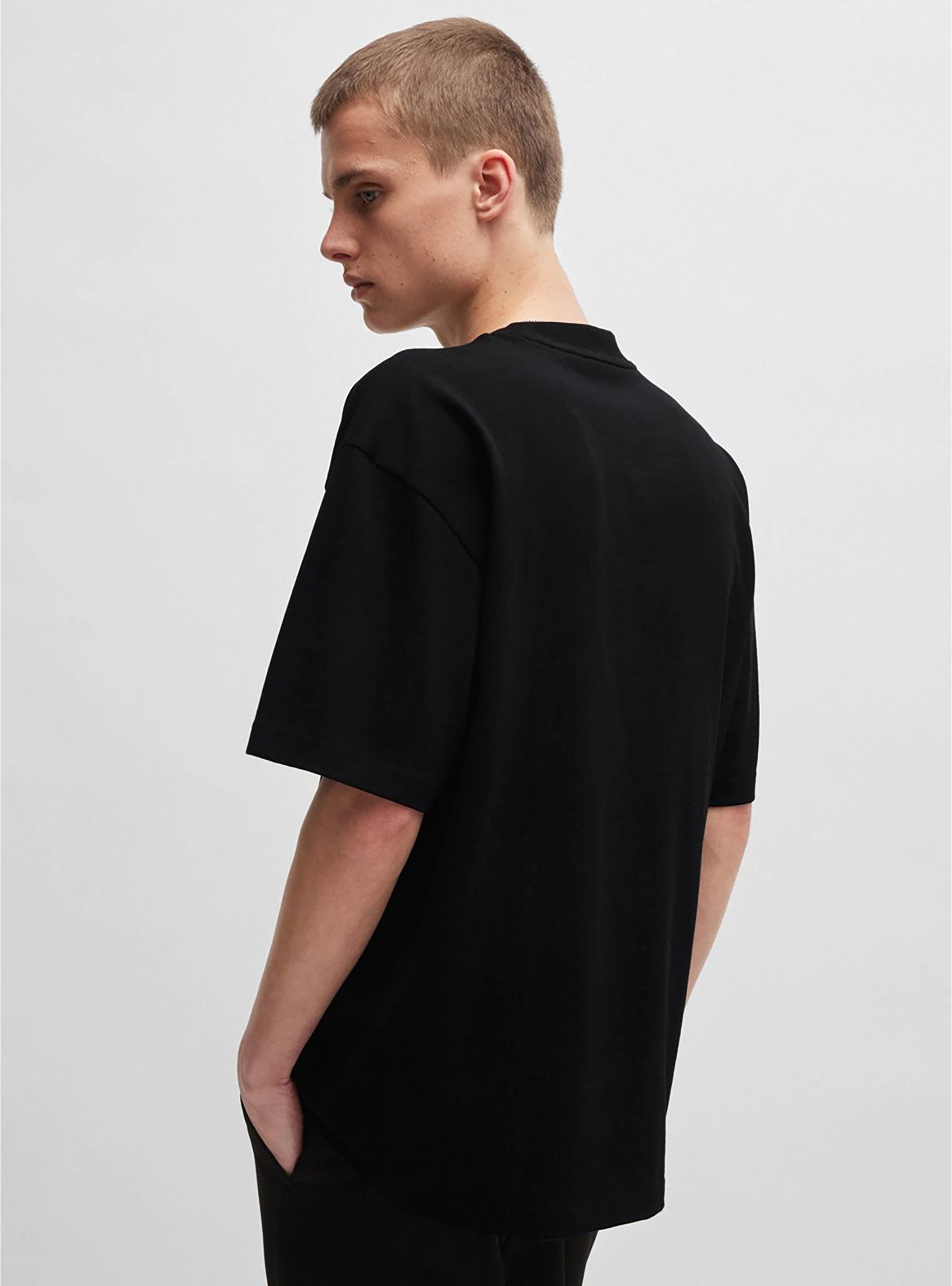 HUGO Oversized Fit T-Shirt Doforesto - Black