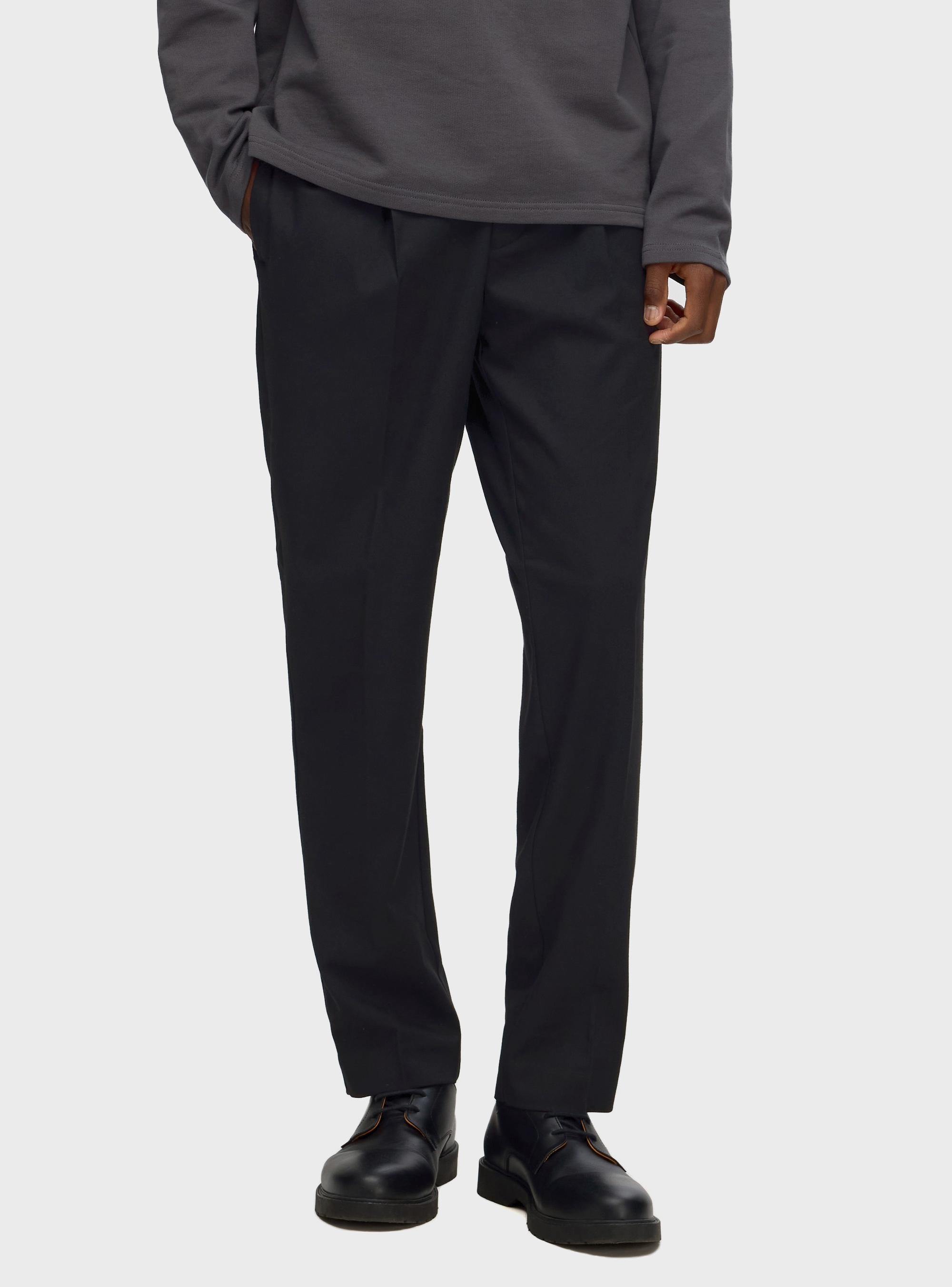 Selected  Regular Tapered Leroy Pleated Pants - Black