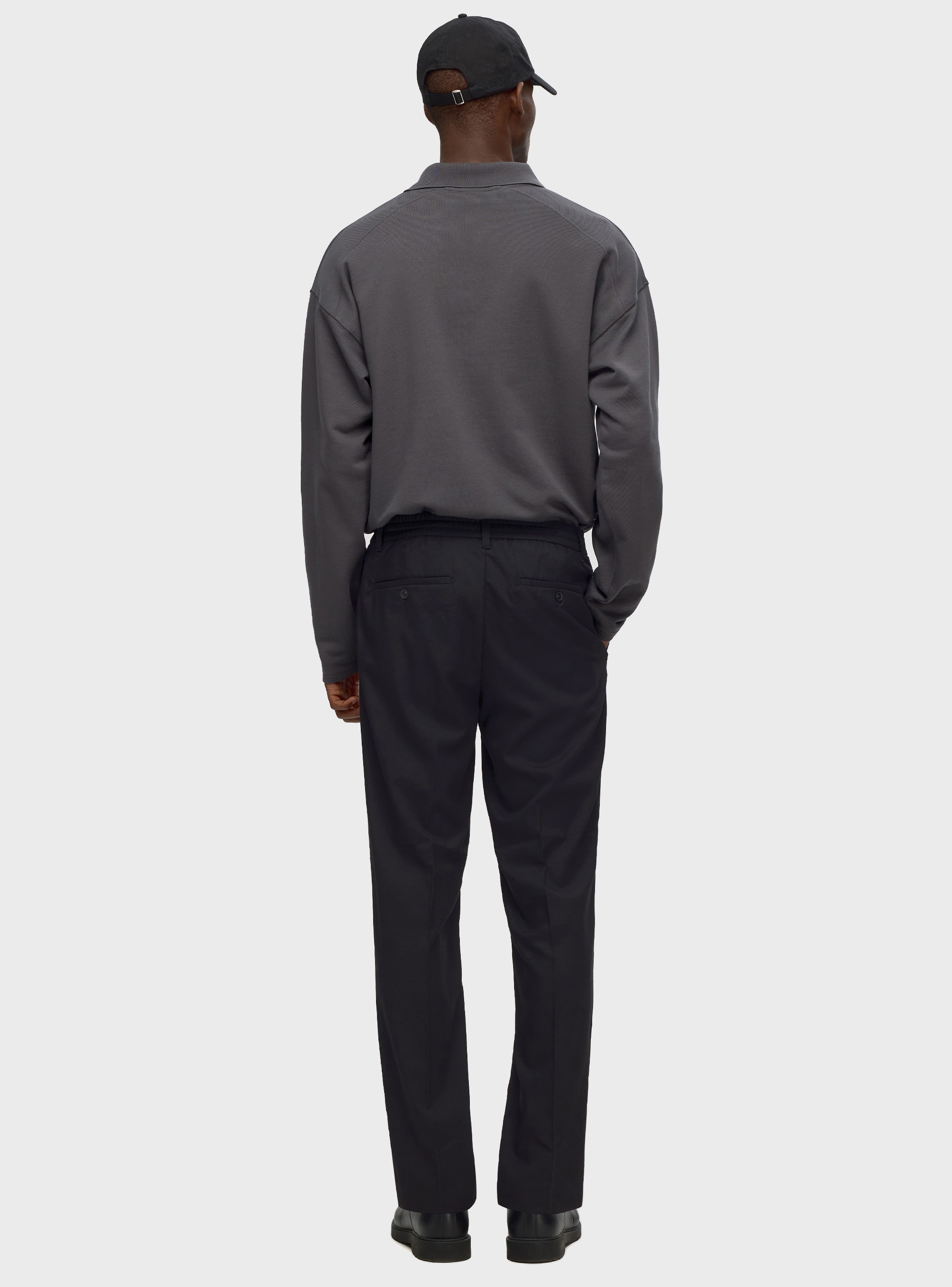 Selected  Regular Tapered Leroy Pleated Pants - Black