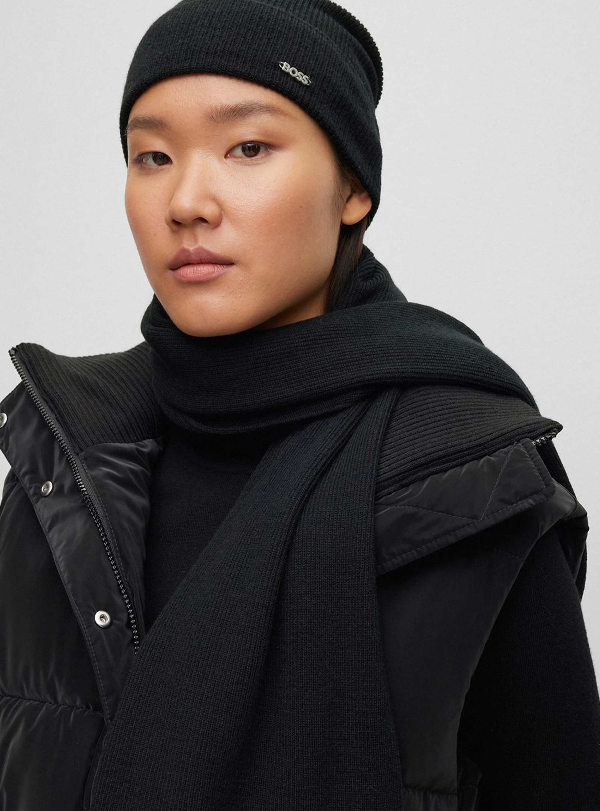 BOSS Beanie & Scarf Gift Set Livi_set - Black