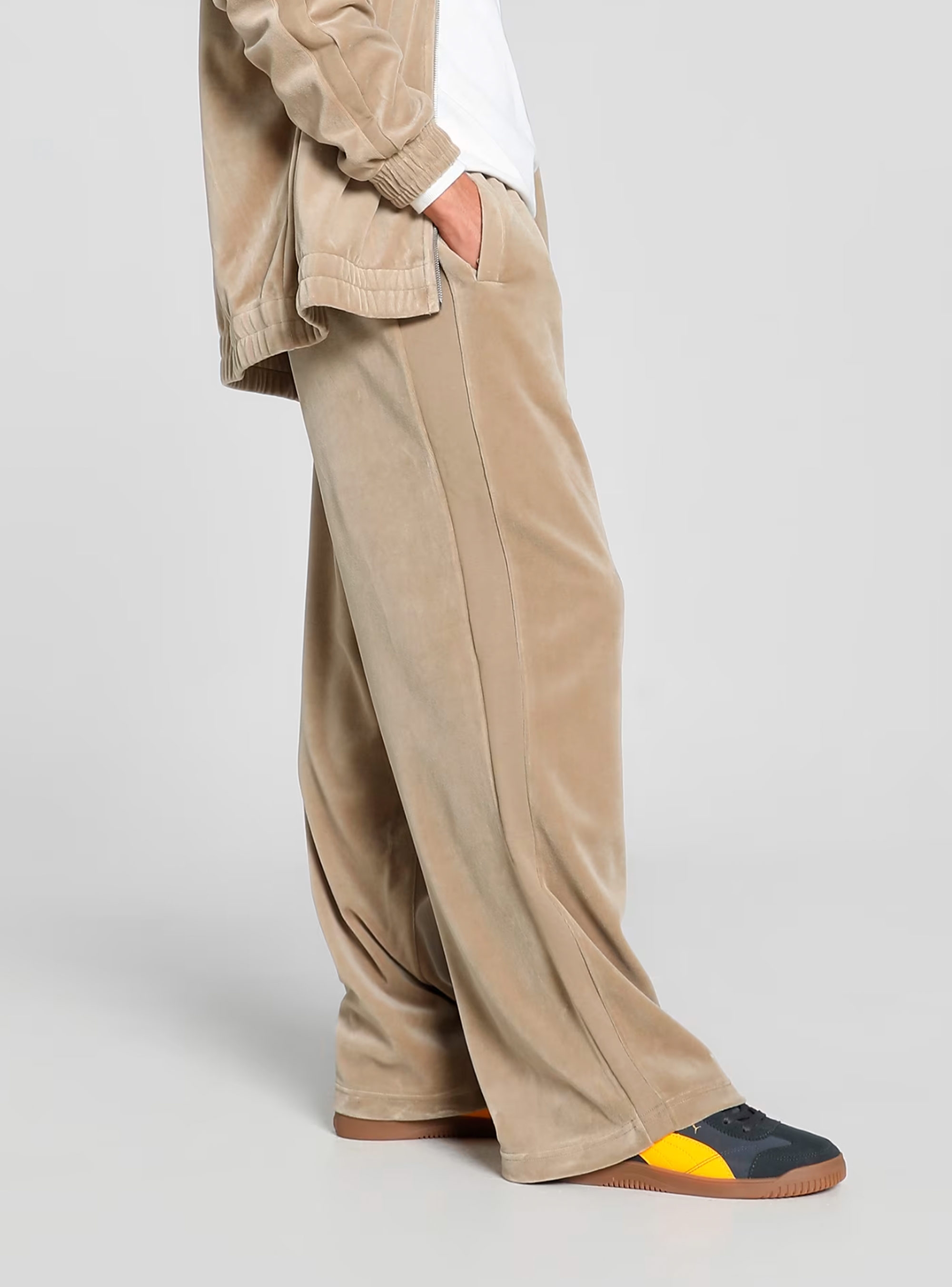 Puma T7 Oversized Velour Track Pants - Beige