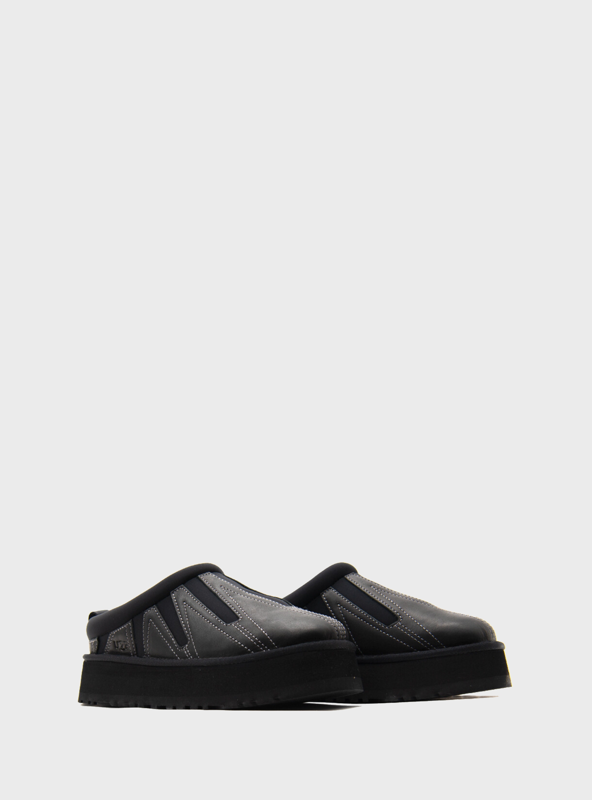 UGG Tazz Sunwave - Black