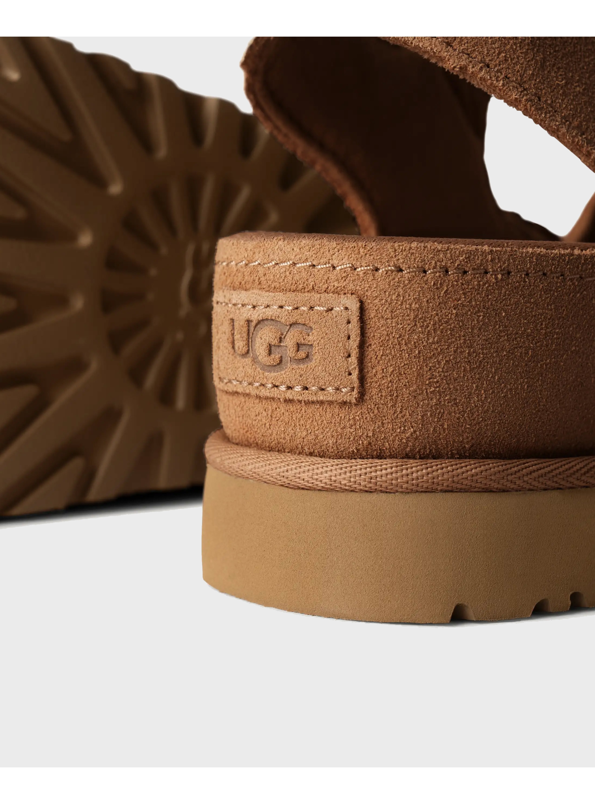 UGG Goldenstar Hi Sandals - Chestnut