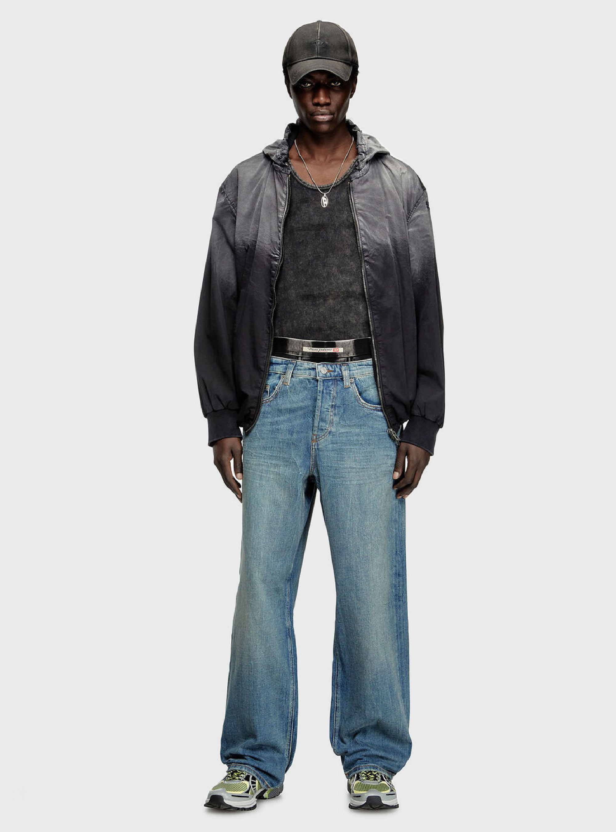 Diesel 2001 D-MACRO Jeans - Medium Aged Denim