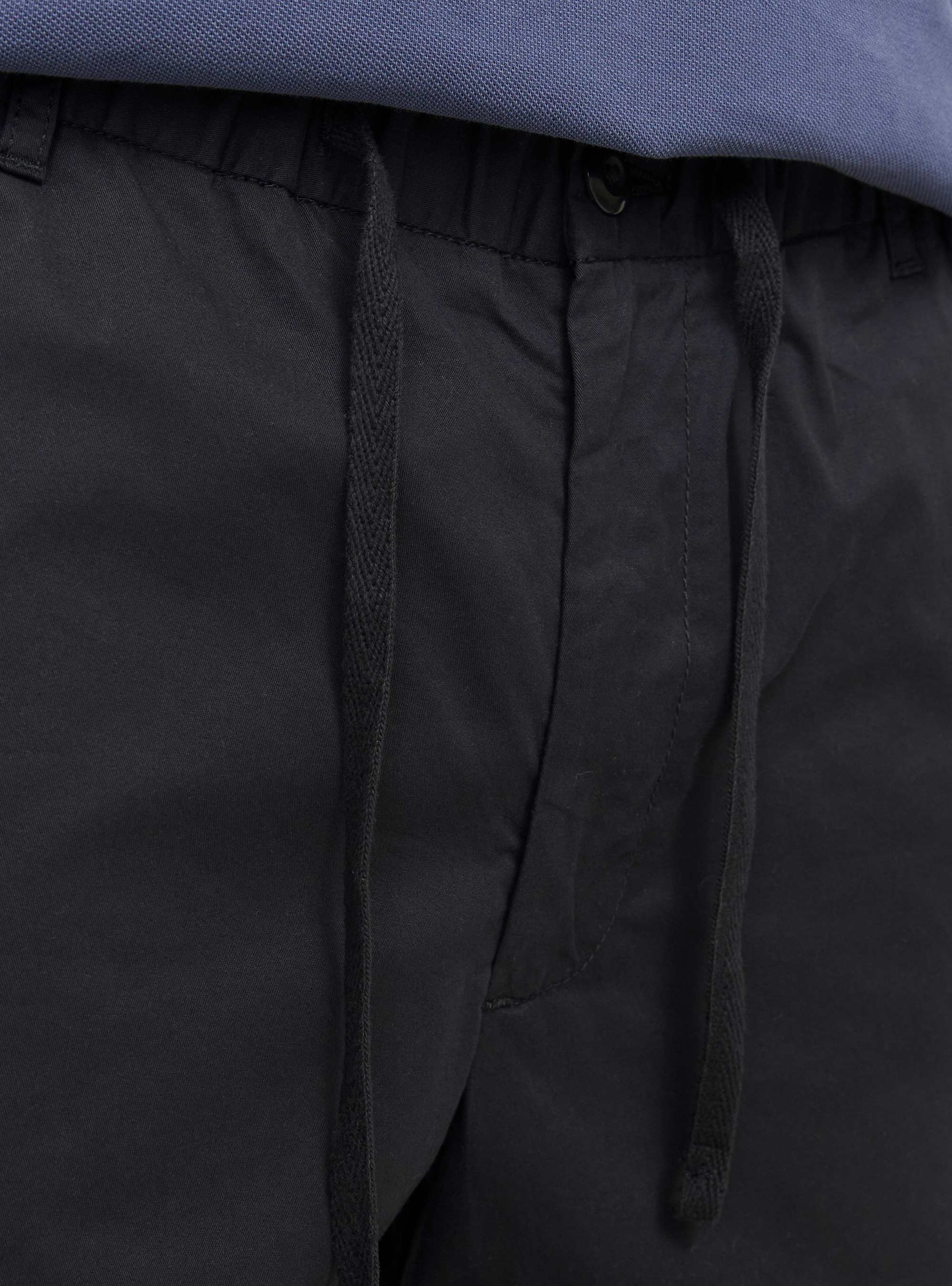 Jack & Jones Jaiden Campaign Hybrid Jogger Shorts - Black