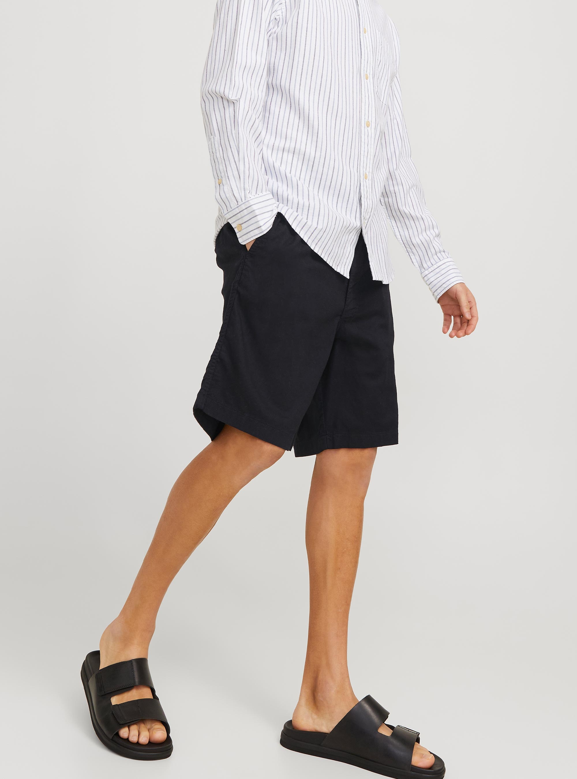 Jack & Jones Jaiden Campaign Hybrid Bondi Shorts - Black