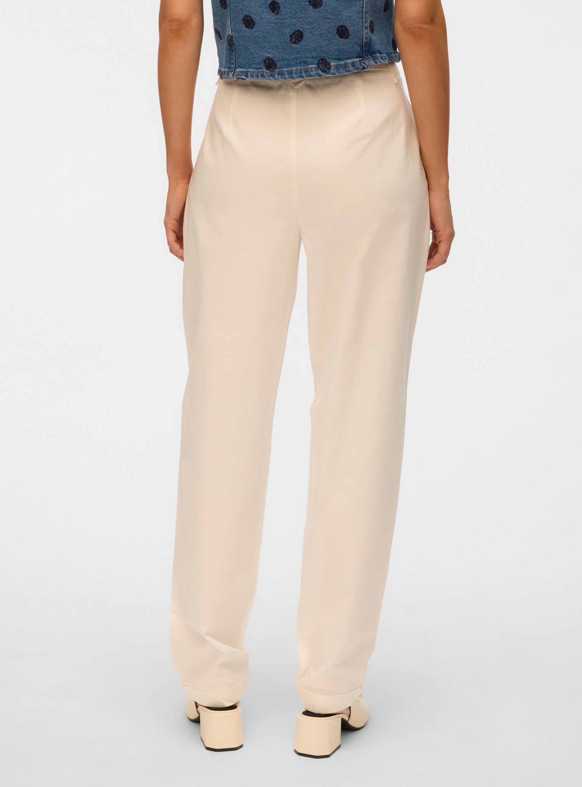 Vero Moda Chira Mid Waist Barrel Pants - White