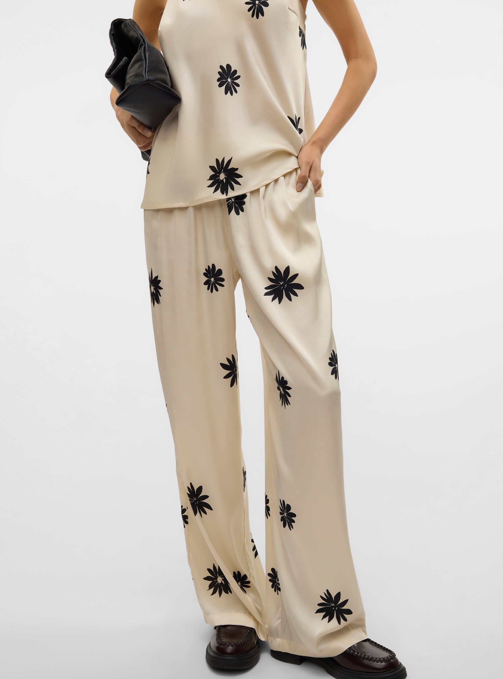 Vero Moda Aware Roe Mid Waist Loose Pants - Ecru