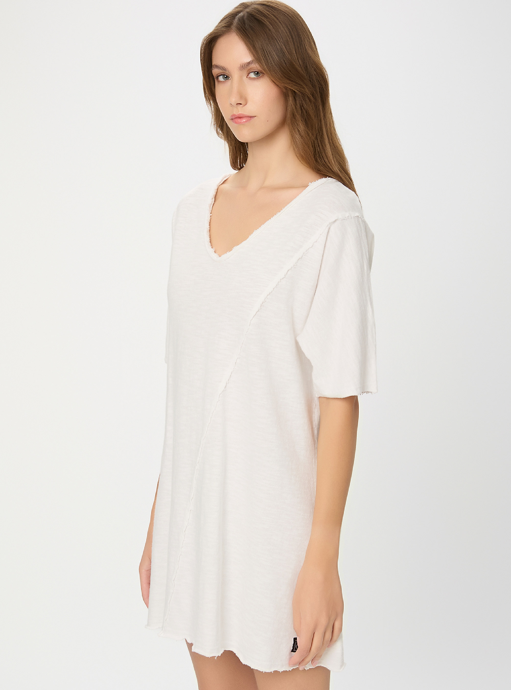 Dirty Laundry Relaxed Dress With Raw Edges - White