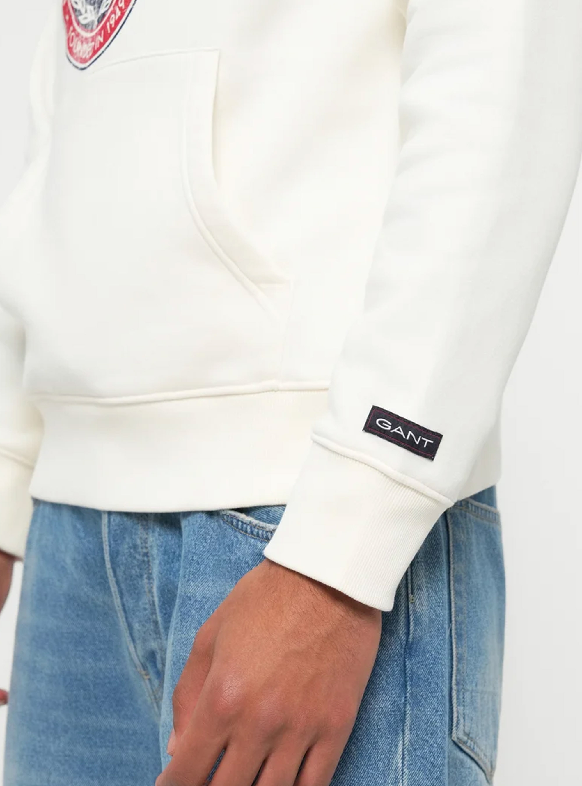 Gant Crest Graphic Hoodie - Cream