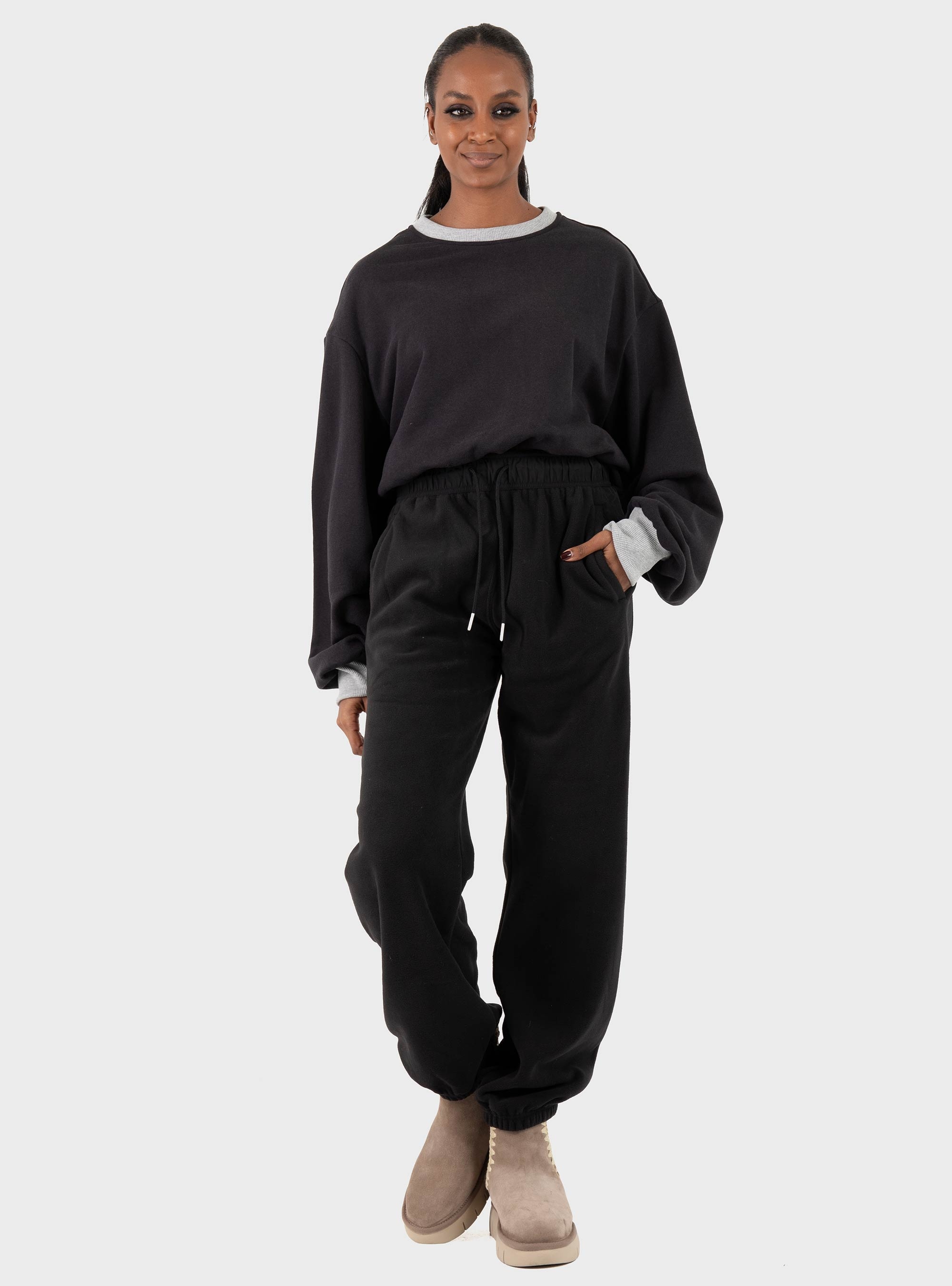 Four Minds CROP BLOUSE - Black