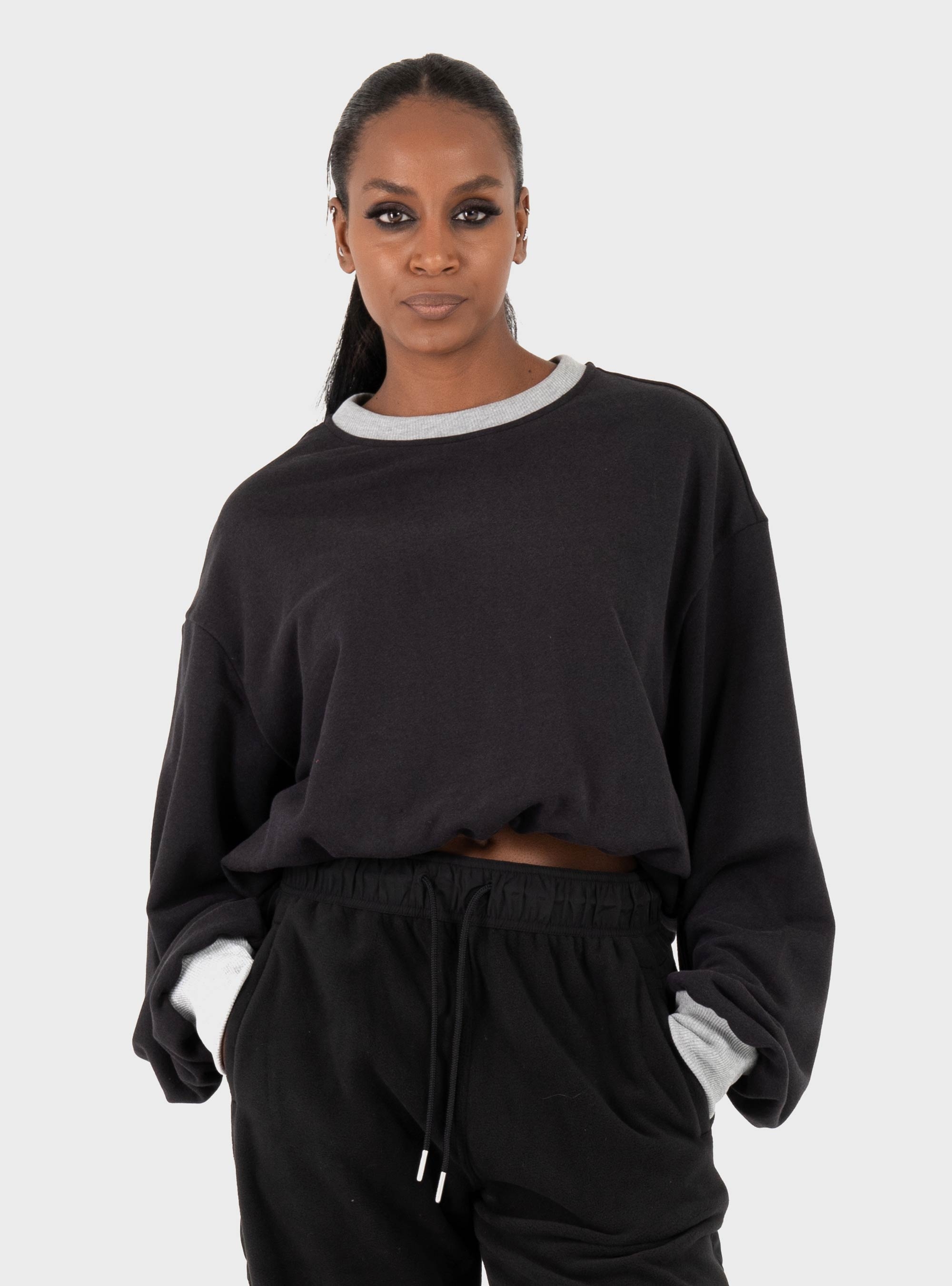 Four Minds CROP BLOUSE - Black