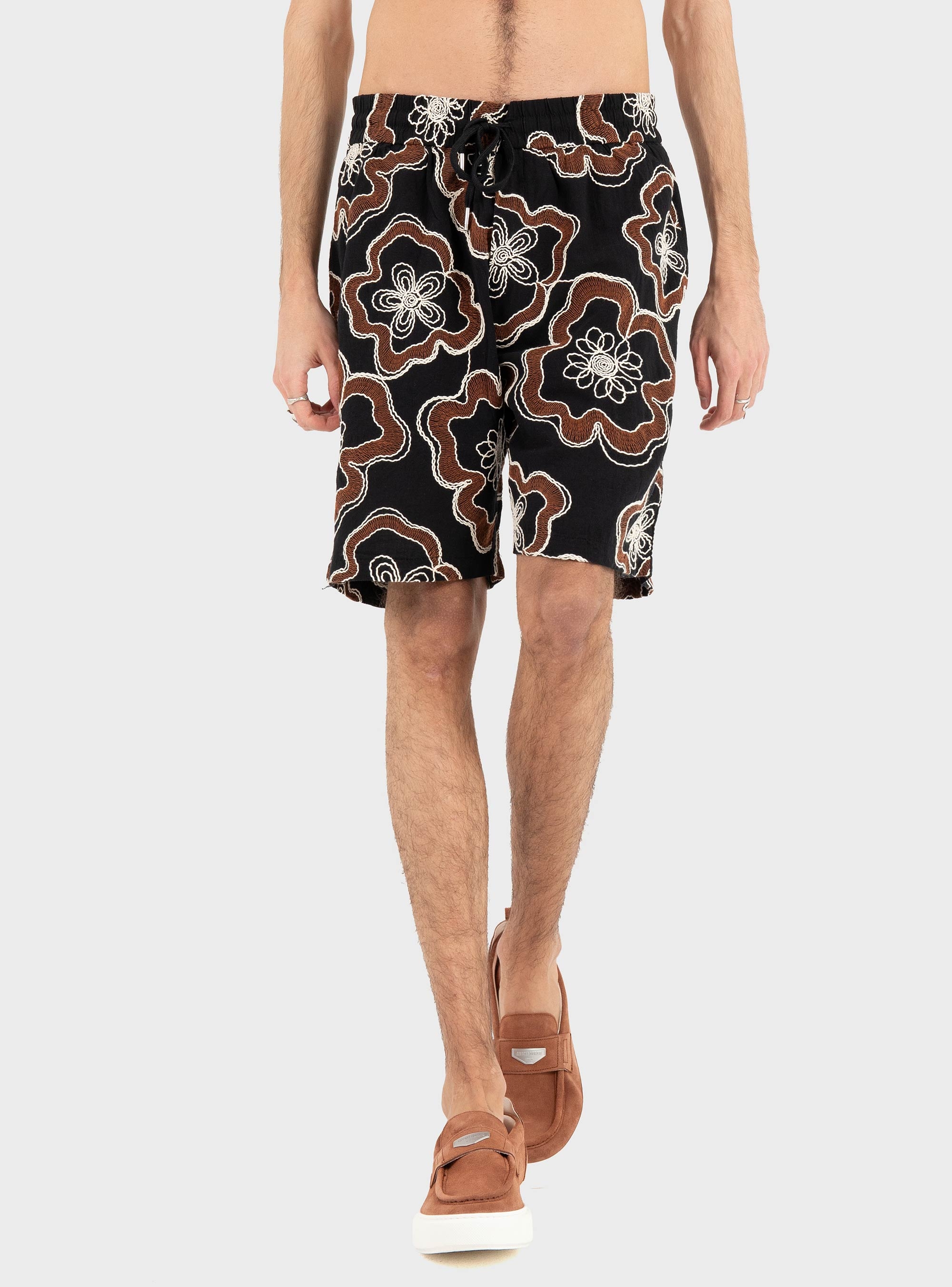 Antony Morato Shorts Regular Fit With Logoed Metal Badge - Black