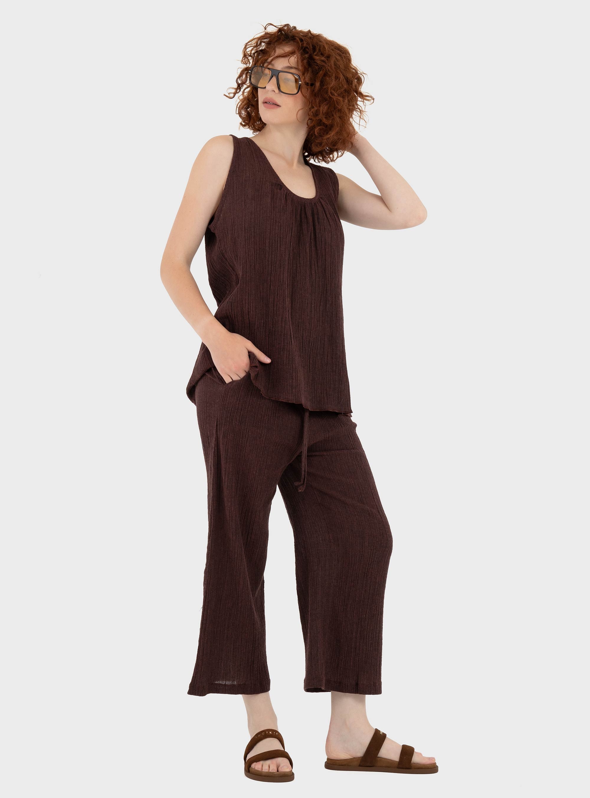Black & Black Pants - Brown