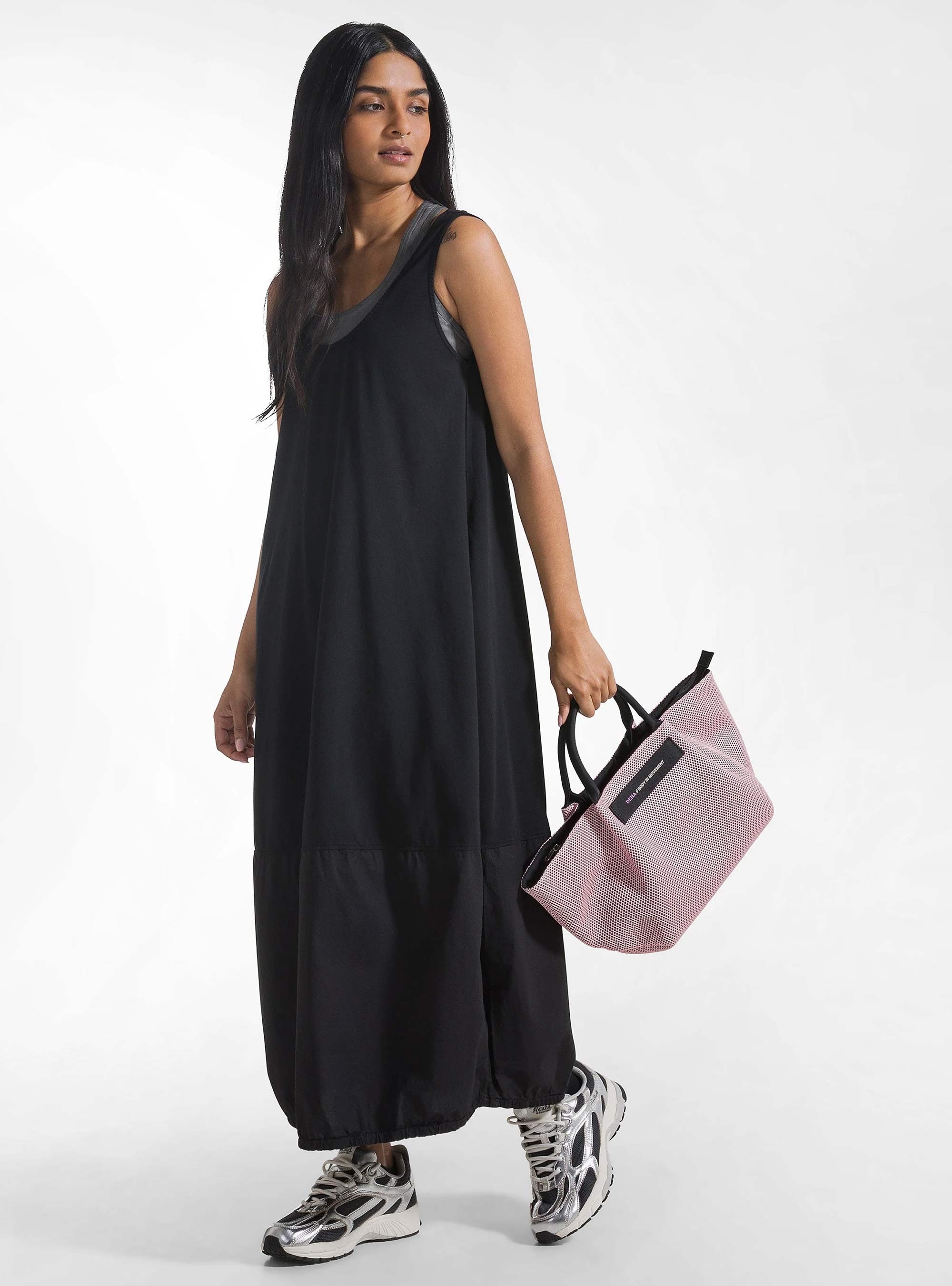 Deha Mesh Hand Bag - Pink