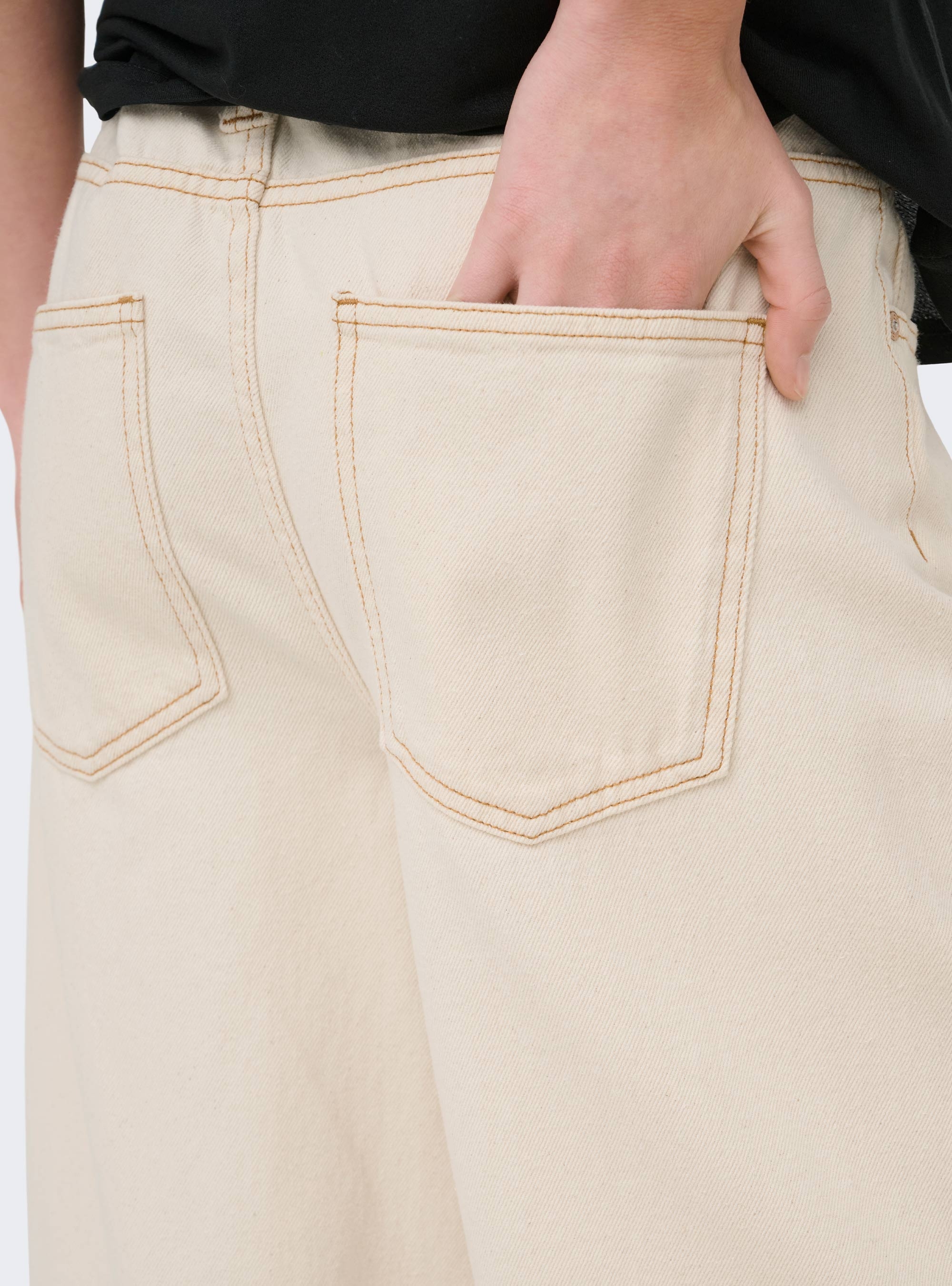 Only Frankie High Waist Crop Ankle Barrel Jeans - Ecru