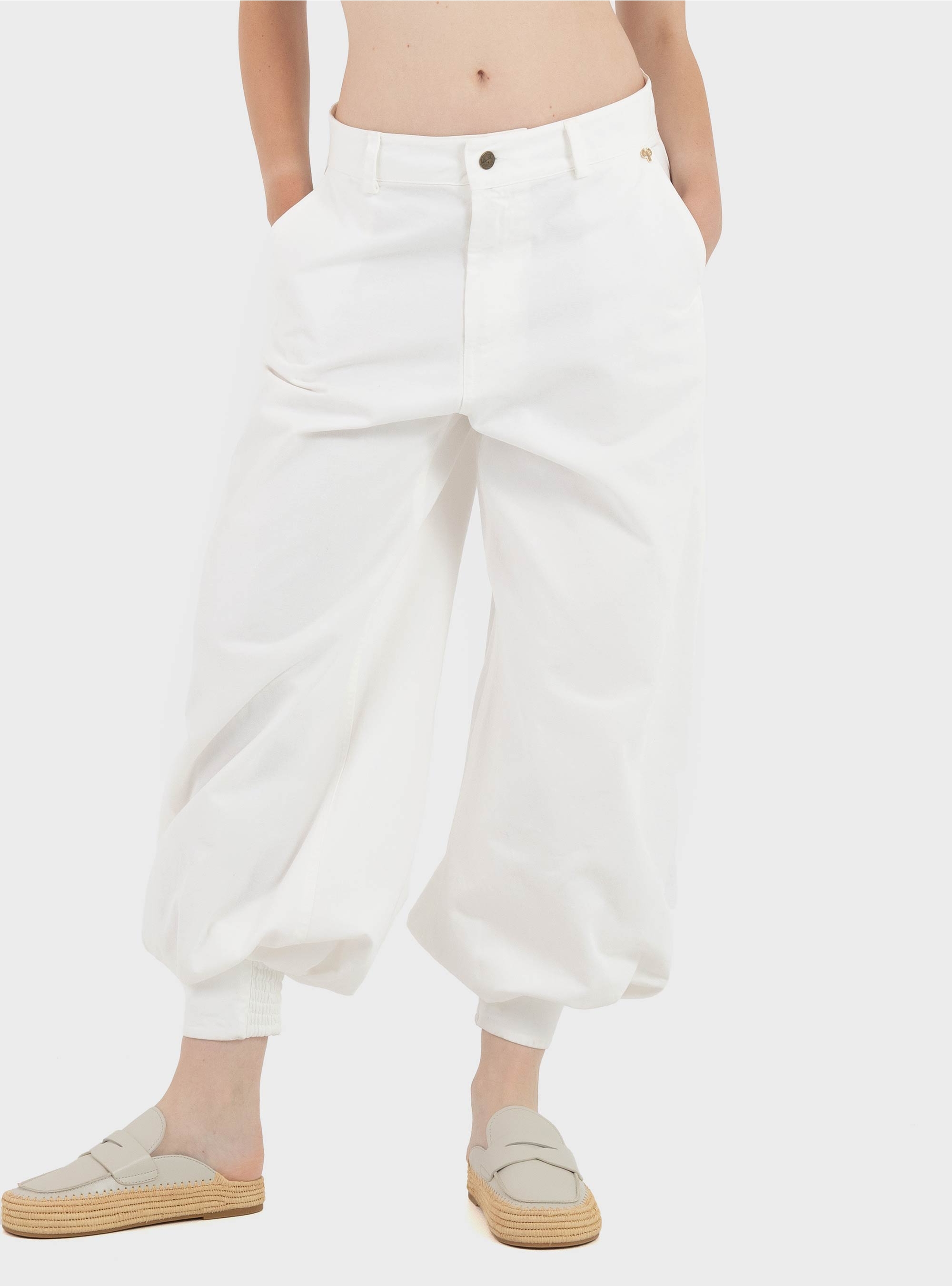 Philia Loft Ballon Trousers - Ecru