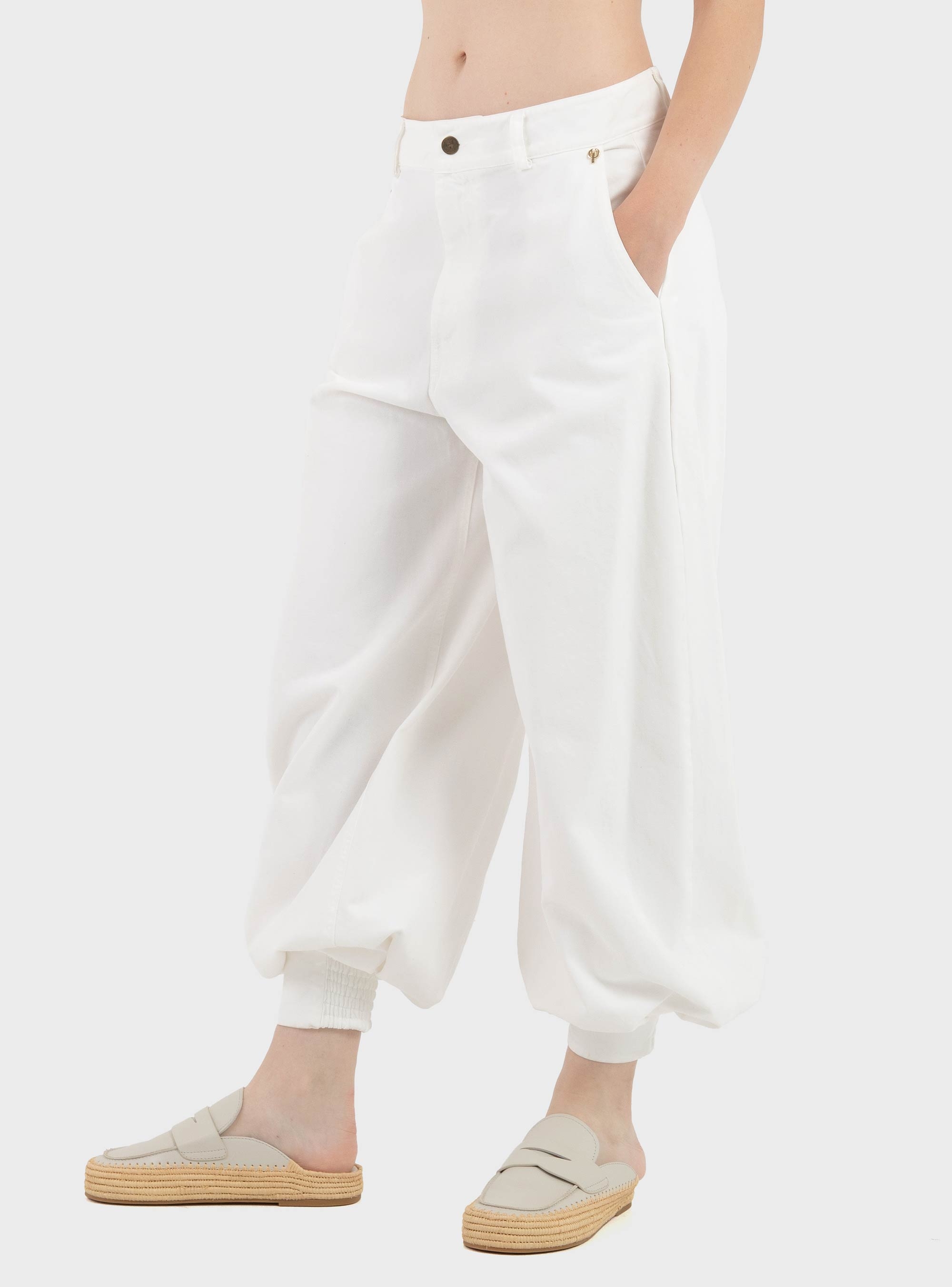 Philia Loft Ballon Trousers - Ecru