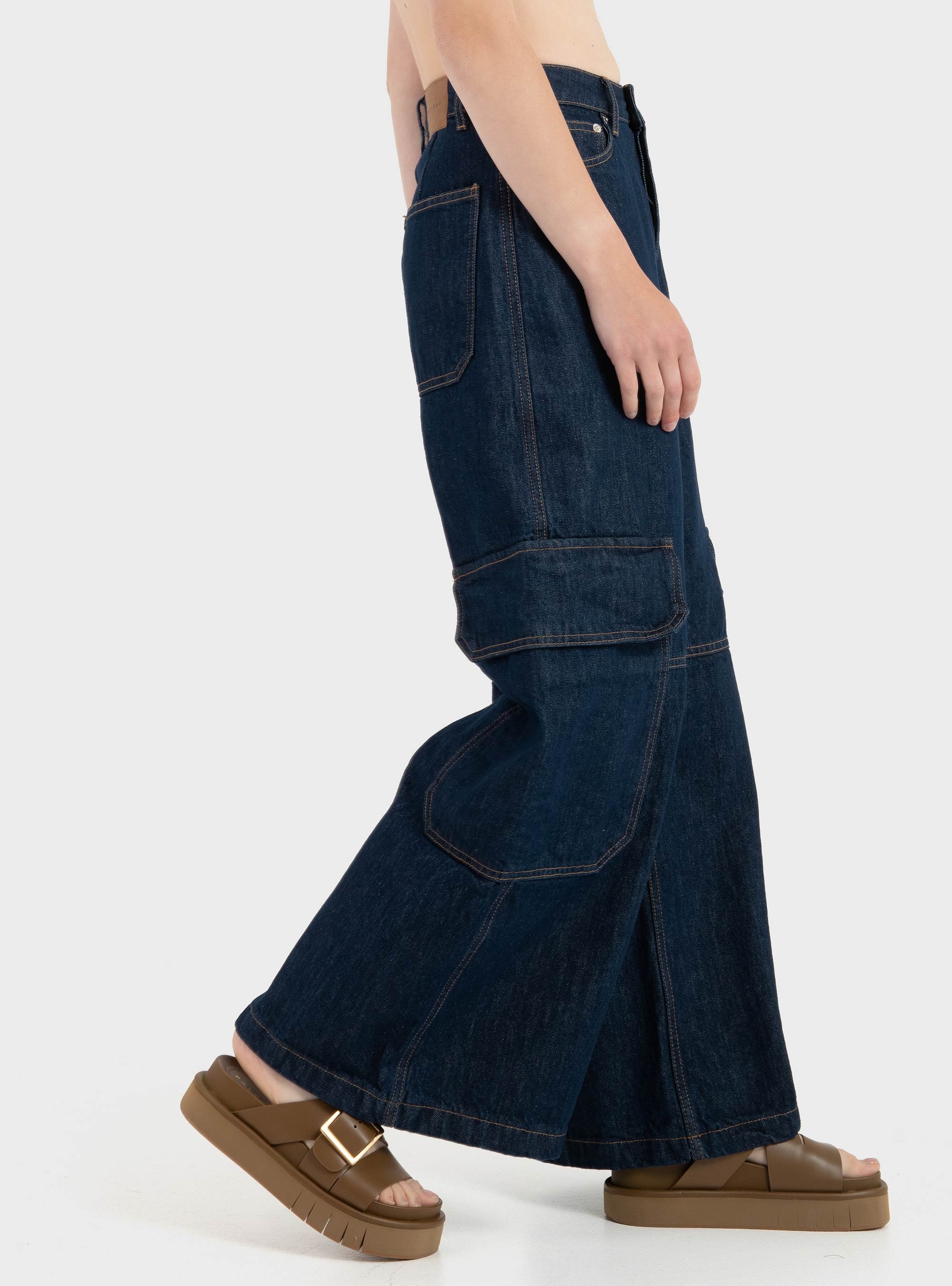 Topshop Eva Mid Rise Wide Leg Jeans - Medium Aged Denim
