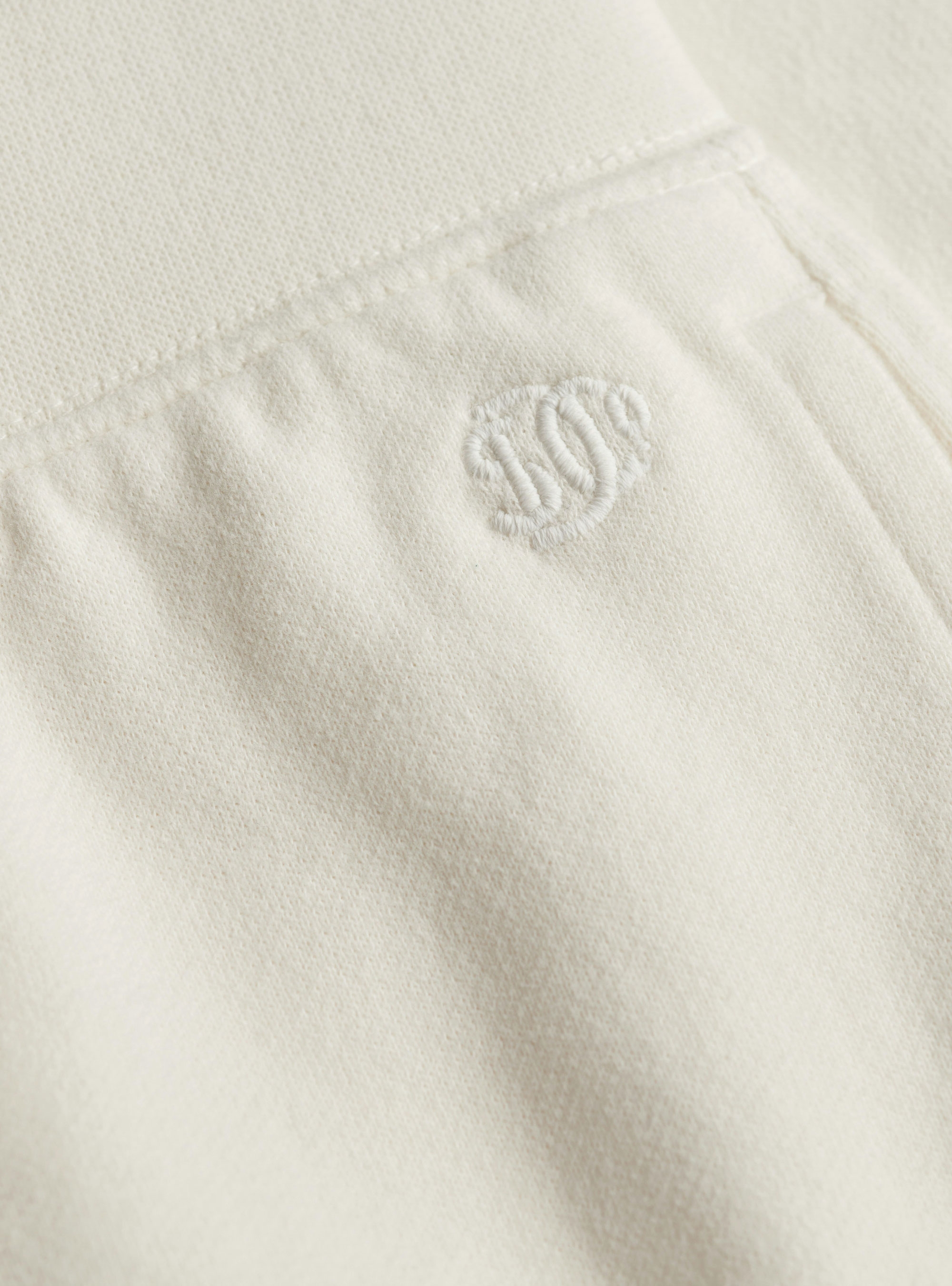 Superdry Studios Sweat Shorts - Off White