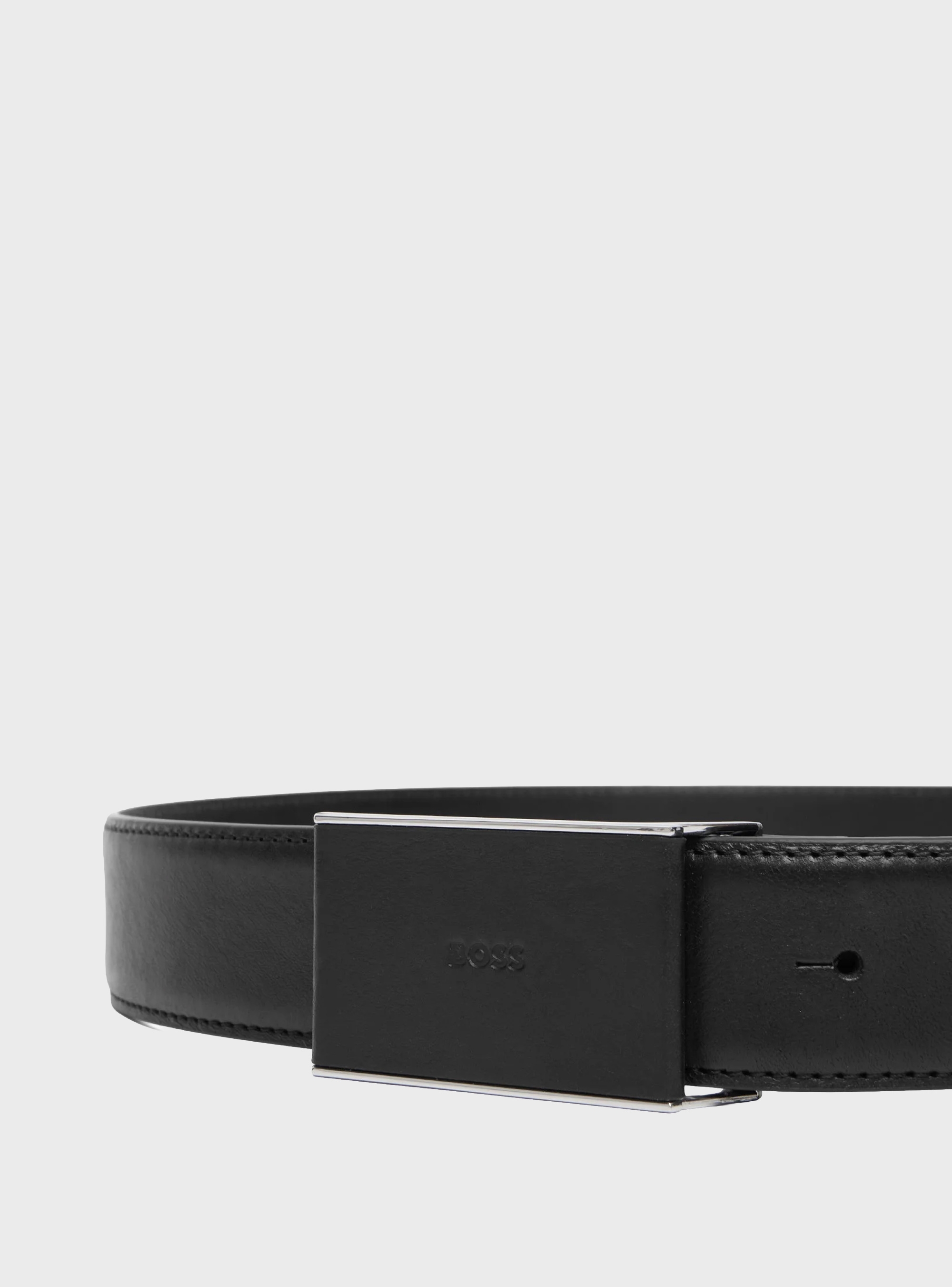 BOSS Leather Belt With Logo Plaque Buckle  Skar_Sz35 - Black